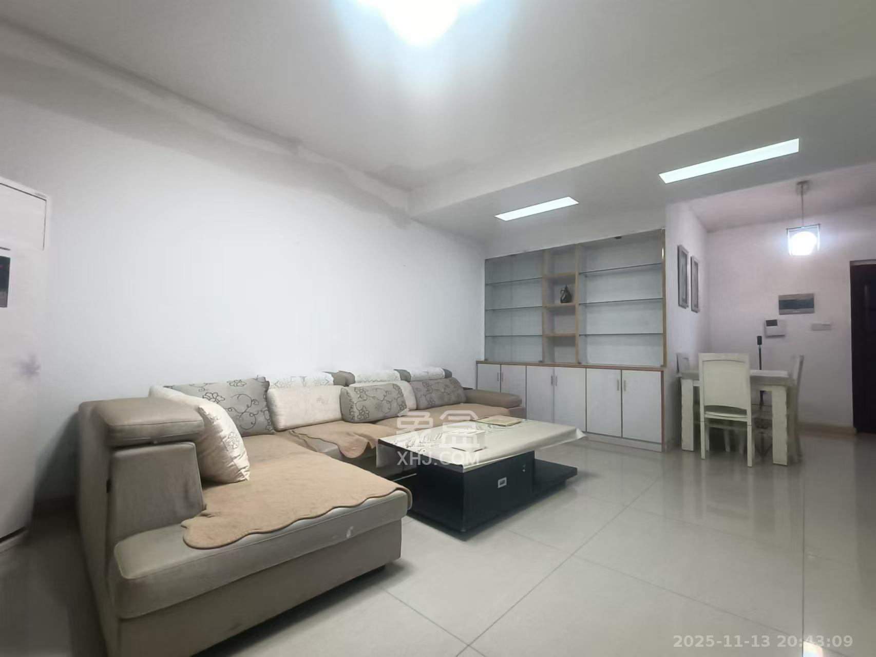 湘府9号 2室1厅1卫 2400.0元/月 湘府9号 2室1厅1卫 2400.0元/月室内图