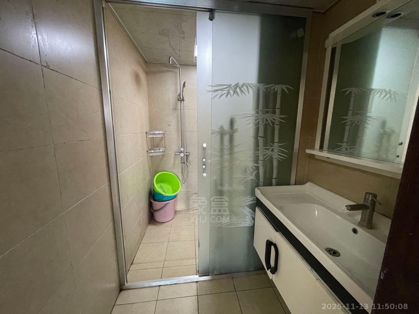 庐山春天早安华晨  1室1厅1卫    1600.0元/月室内图