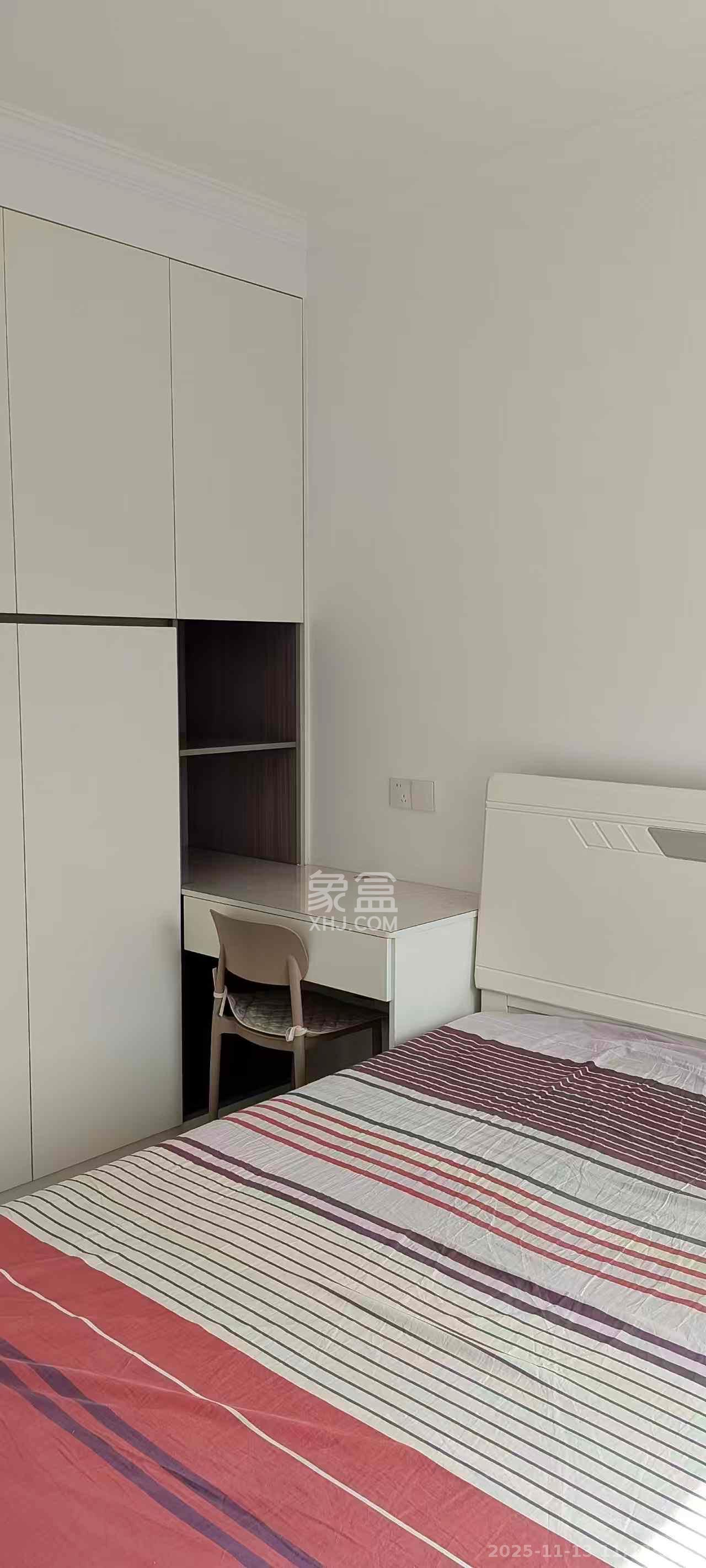 桥头家园三期  2室2厅1卫    1800.0元/月室内图