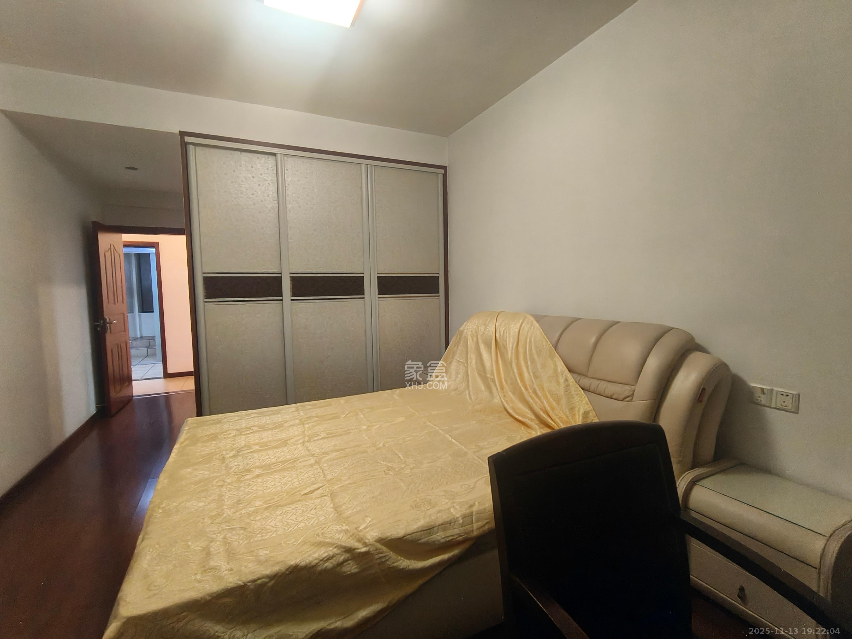 美林水郡 3室2厅2卫 2800.0元/月 美林水郡 3室2厅2卫 2800.0元/月室内图