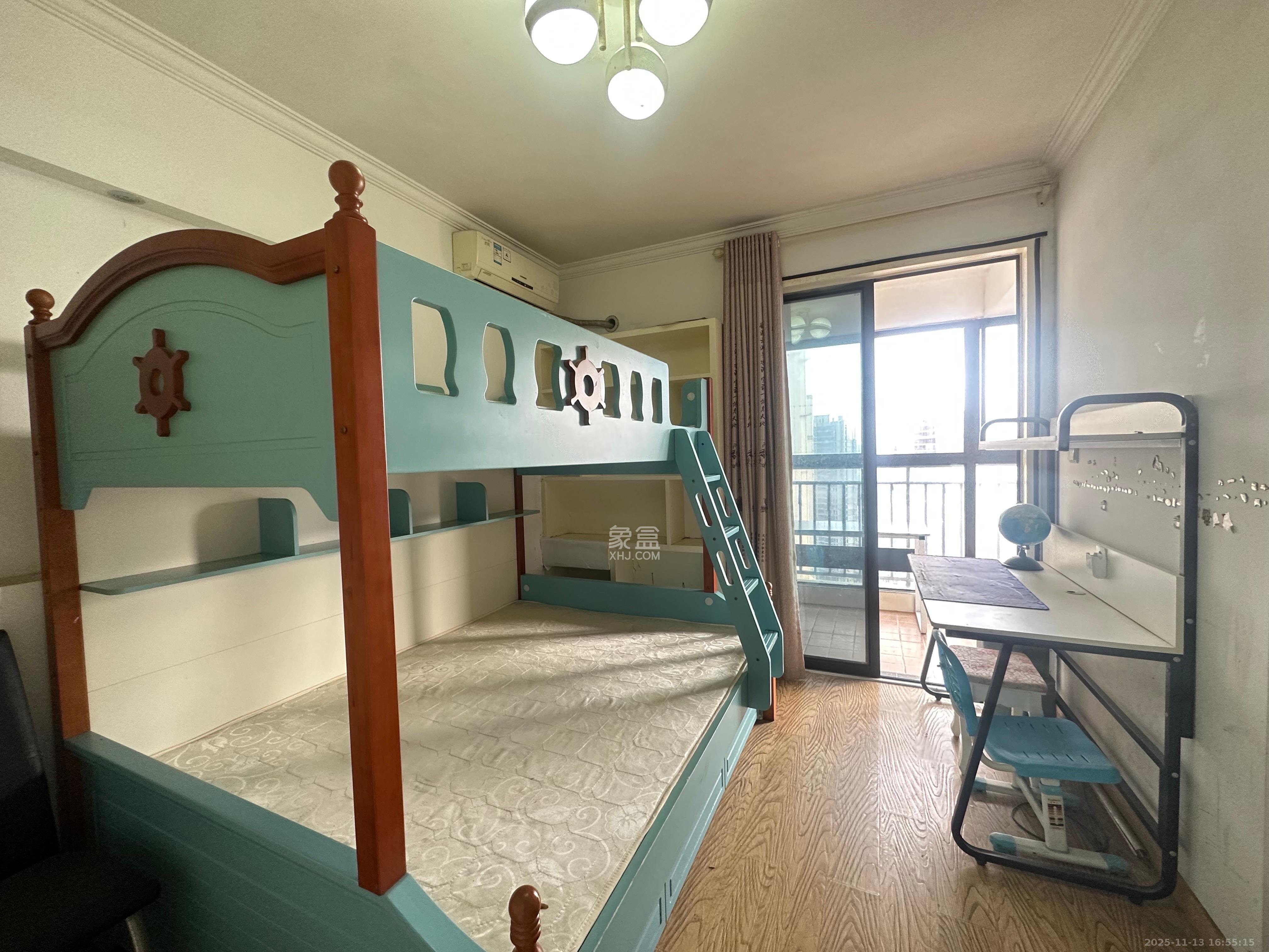 保利麓谷林语E区  3室2厅2卫    2600.0元/月室内图