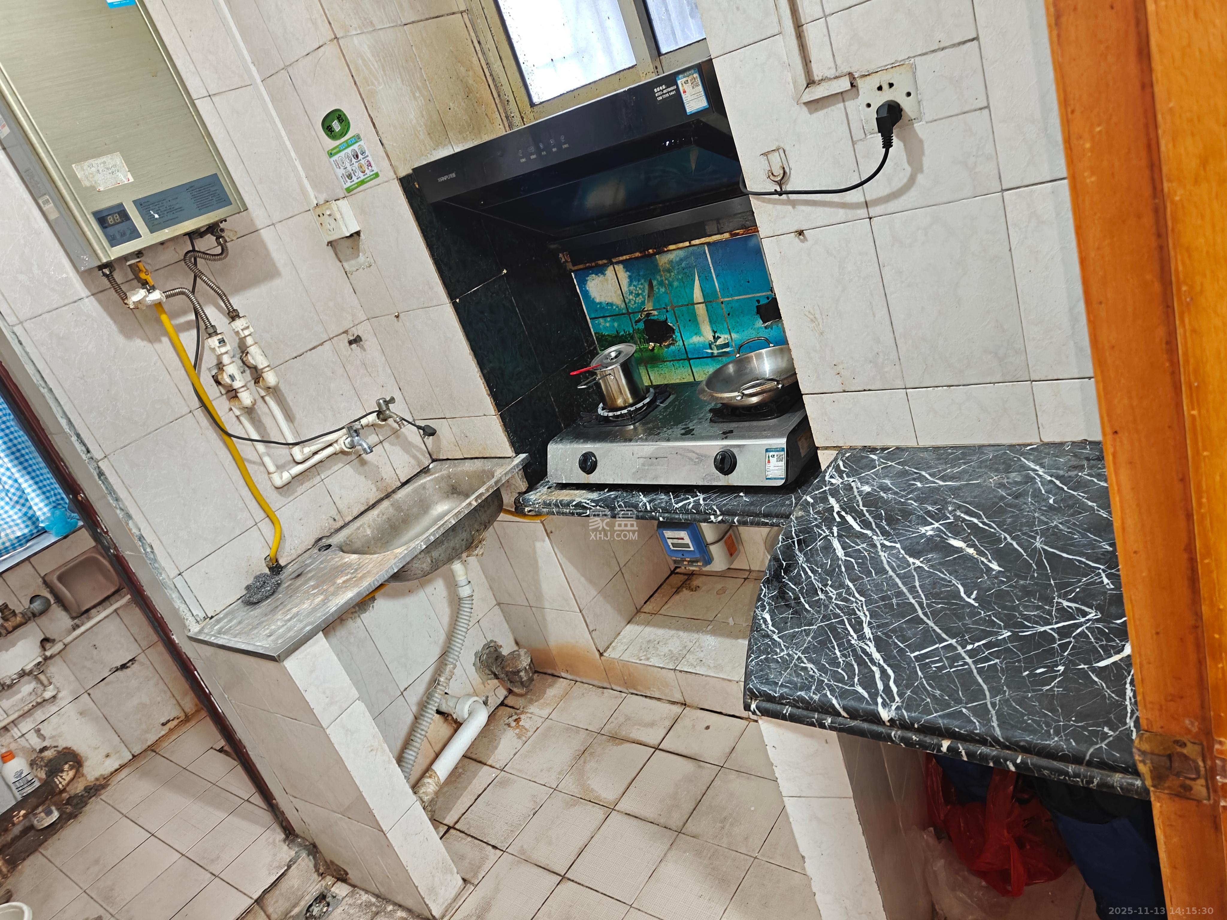 燕子岭散盘 2室1厅1卫 1400.0元/月 燕子岭散盘 2室1厅1卫 1400.0元/月室内图