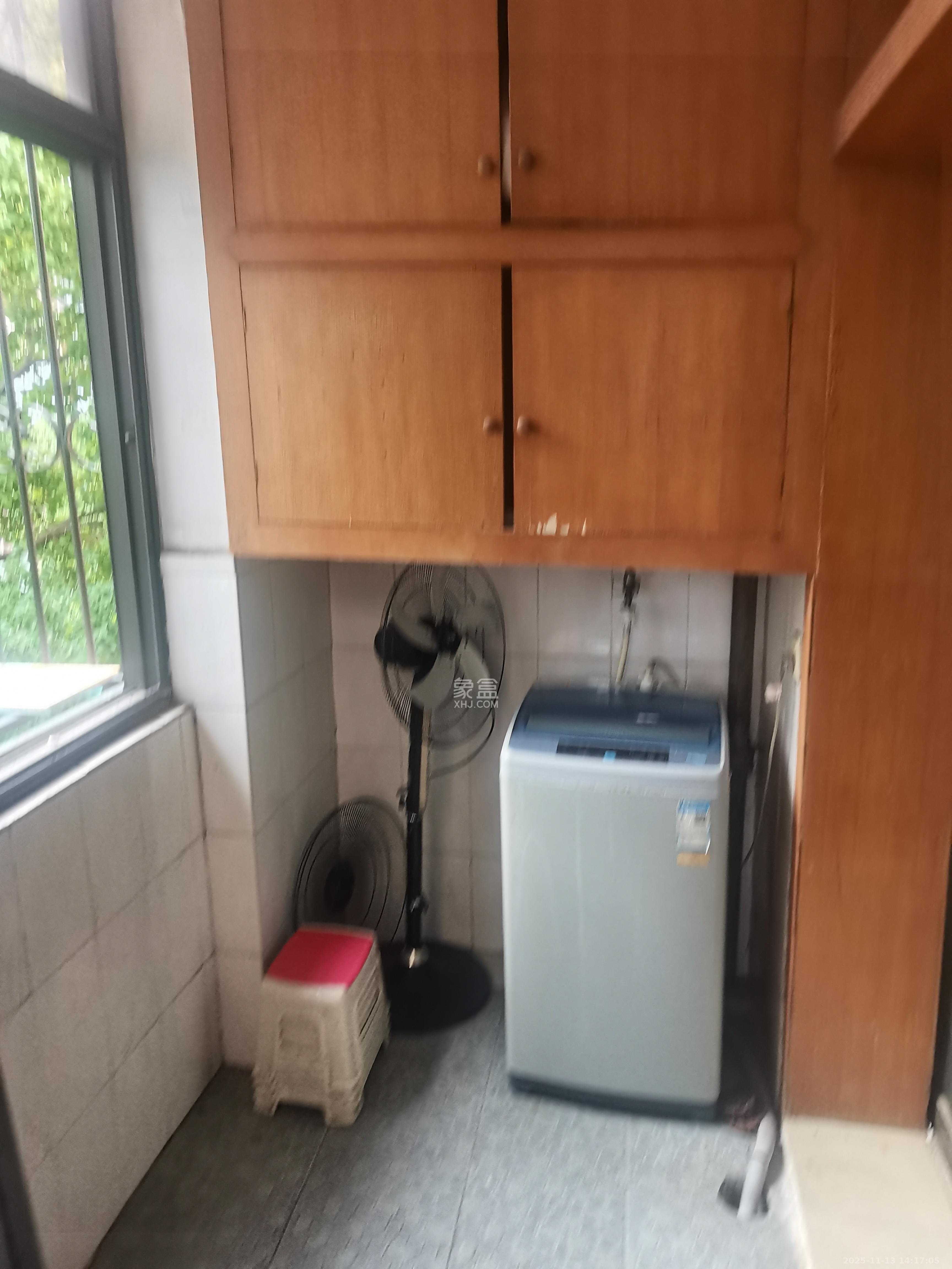 省建苑小区  3室1厅1卫    1600.0元/月室内图