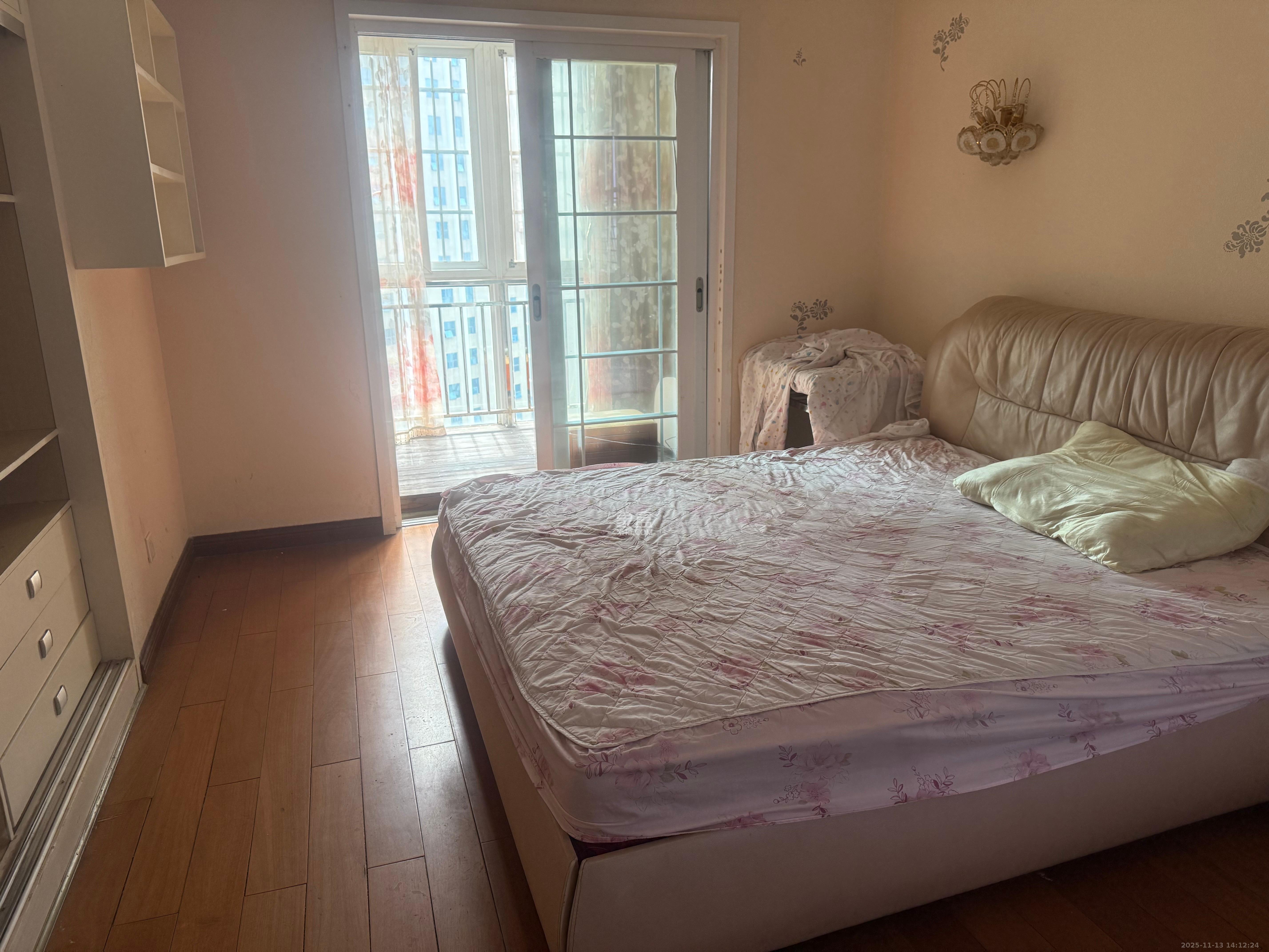 水映青山 3室2厅2卫 2400.0元/月 水映青山 3室2厅2卫 2400.0元/月室内图