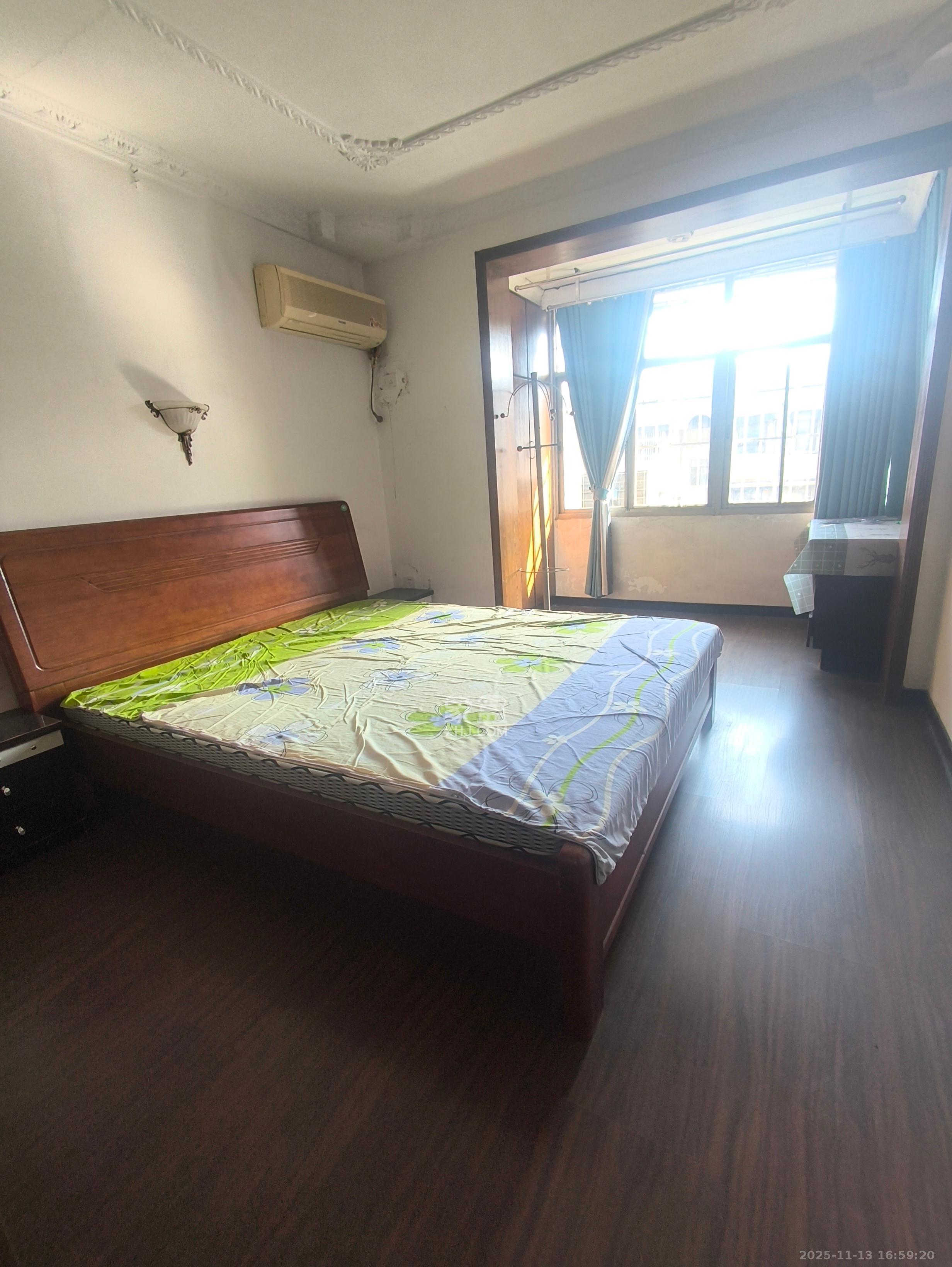 清逸居  1室2厅2卫    800.0元/月室内图