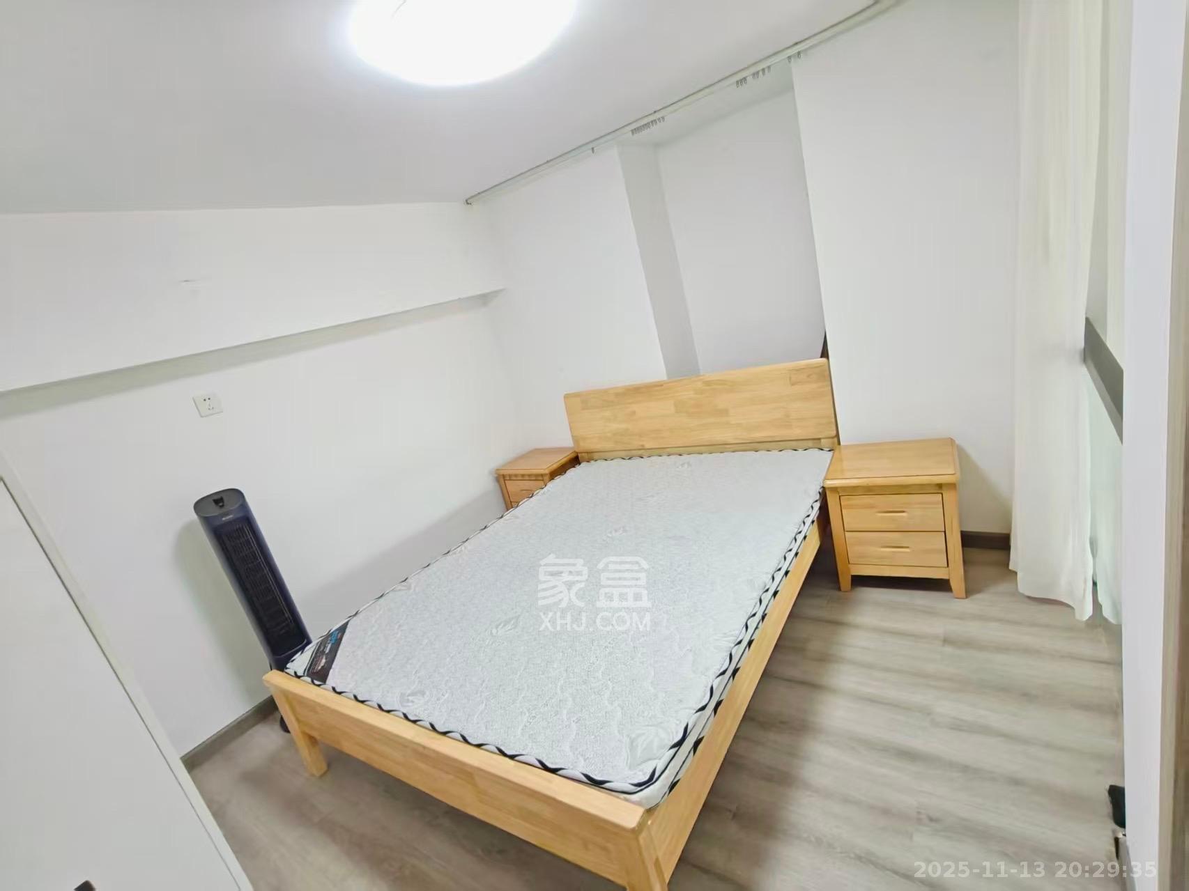 新城悦隽  2室2厅1卫    1600.0元/月室内图