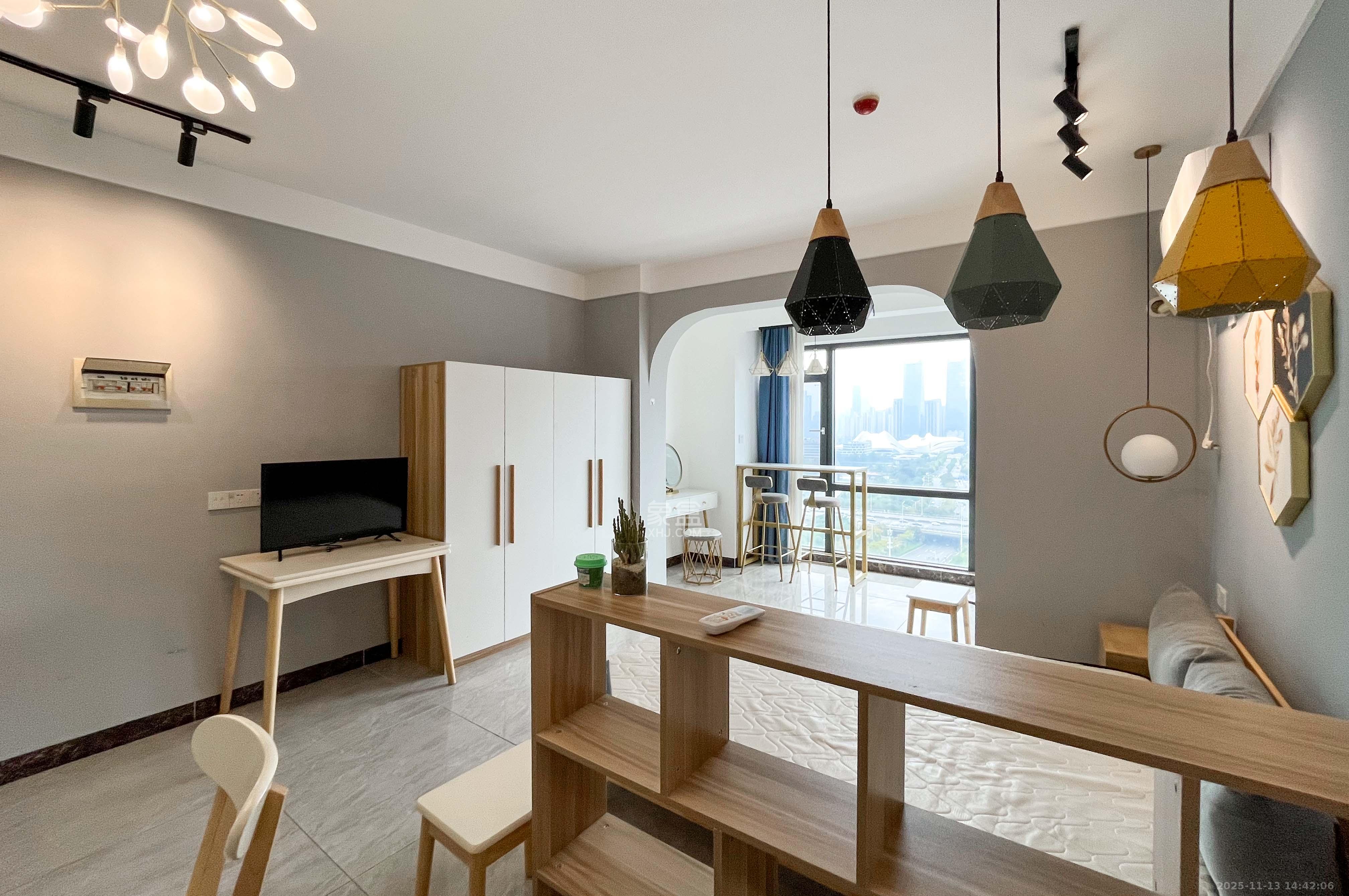 中一九骏(枫桥苑) 1室1厅1卫 29.0万 中一九骏(枫桥苑) 1室1厅1卫 29.0万客厅