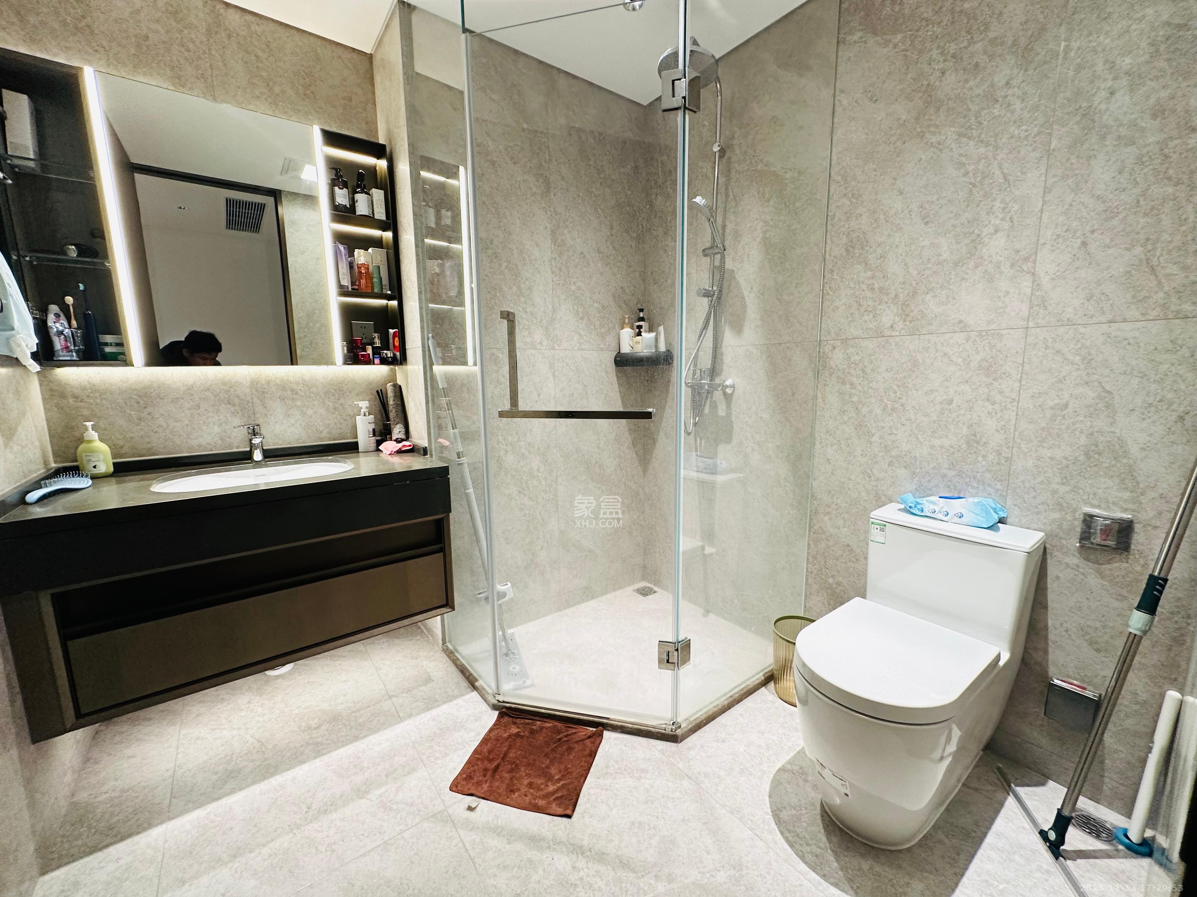 长沙悦府（华润万象城）  4室2厅3卫    16000.0元/月室内图