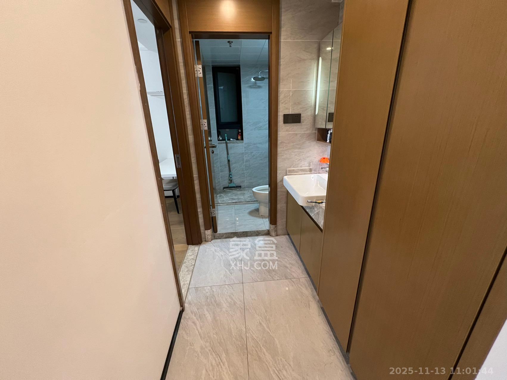 万科魅力之城天阔里 3室2厅2卫 3200.0元/月 万科魅力之城天阔里 3室2厅2卫 3200.0元/月室内图