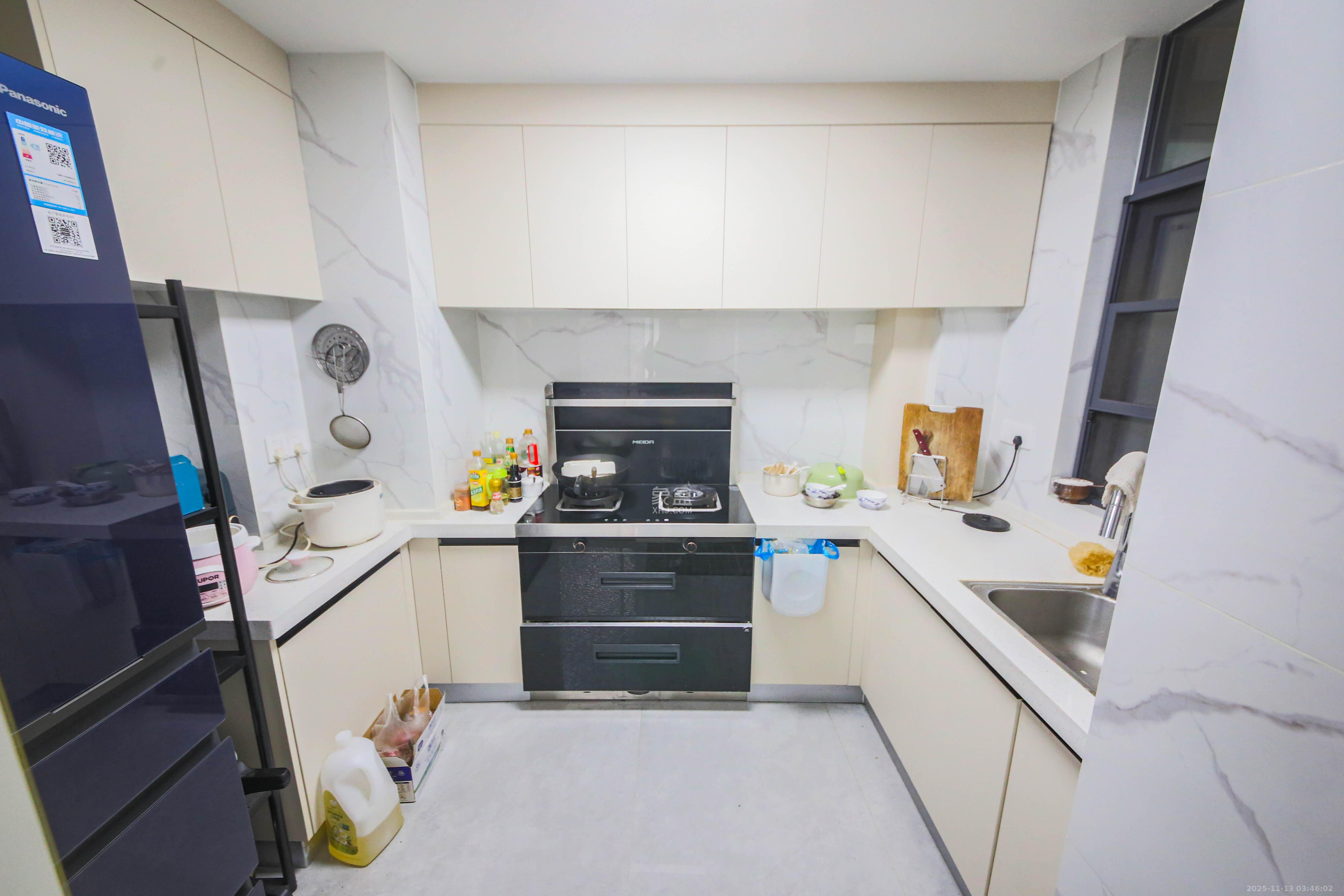 中建钰和城  3室2厅2卫    150.0万厨房