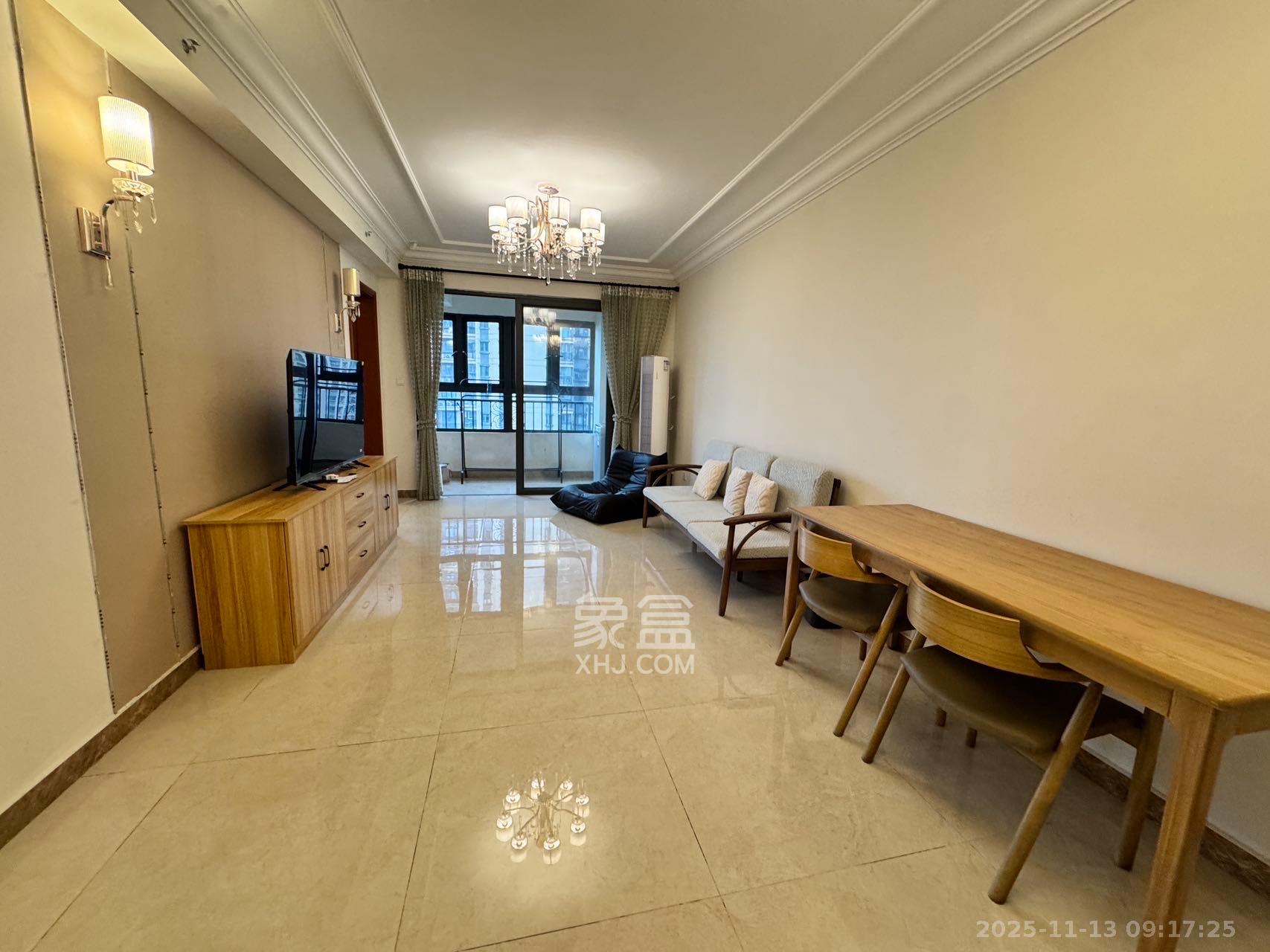 恒大翡翠华庭  2室2厅2卫    1800.0元/月室内图1