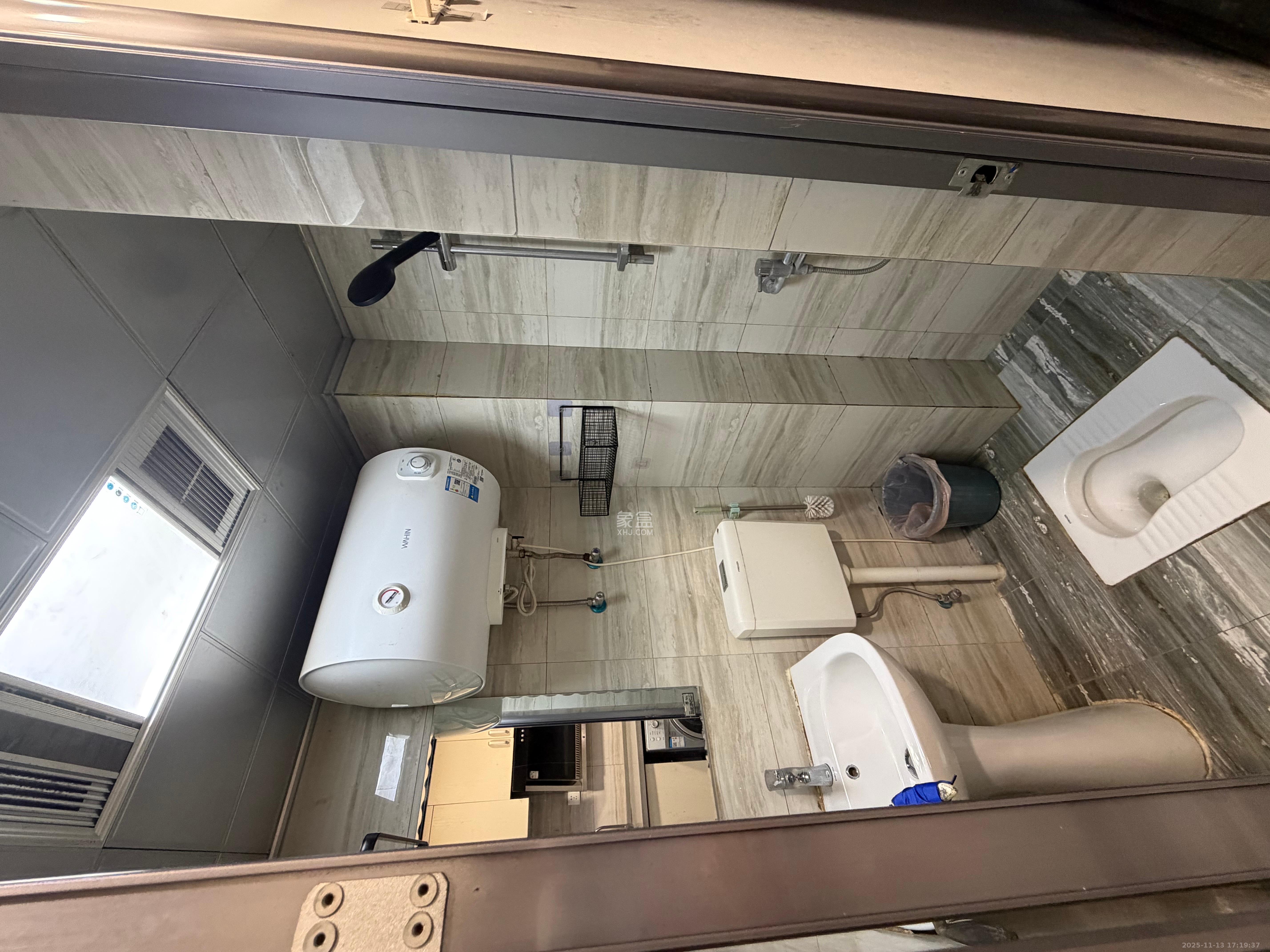 拿铁空间  1室1厅1卫    1300.0元/月室内图1