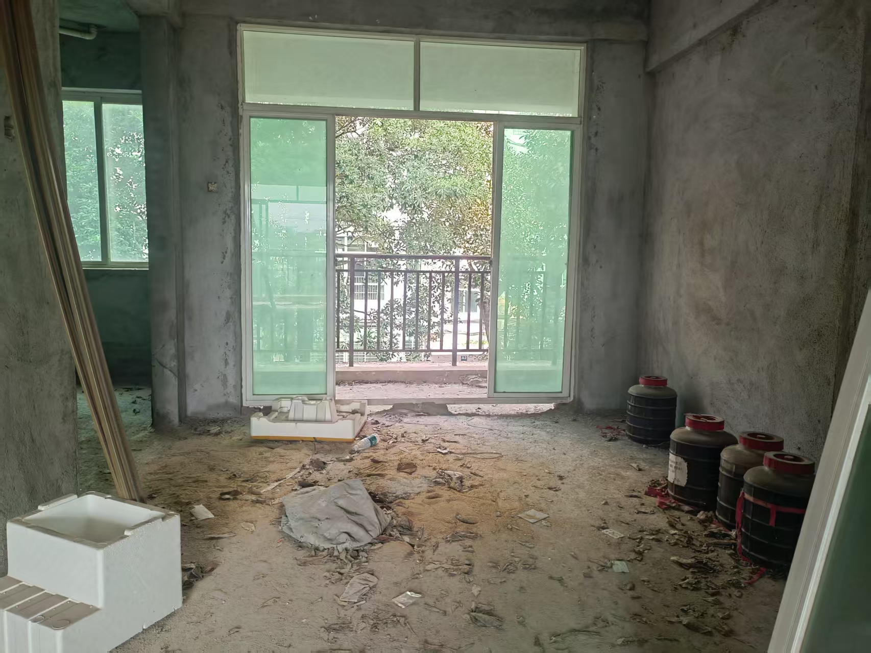 榕景苑 3室1厅1卫 123.0万 榕景苑 3室1厅1卫 123.0万室内图