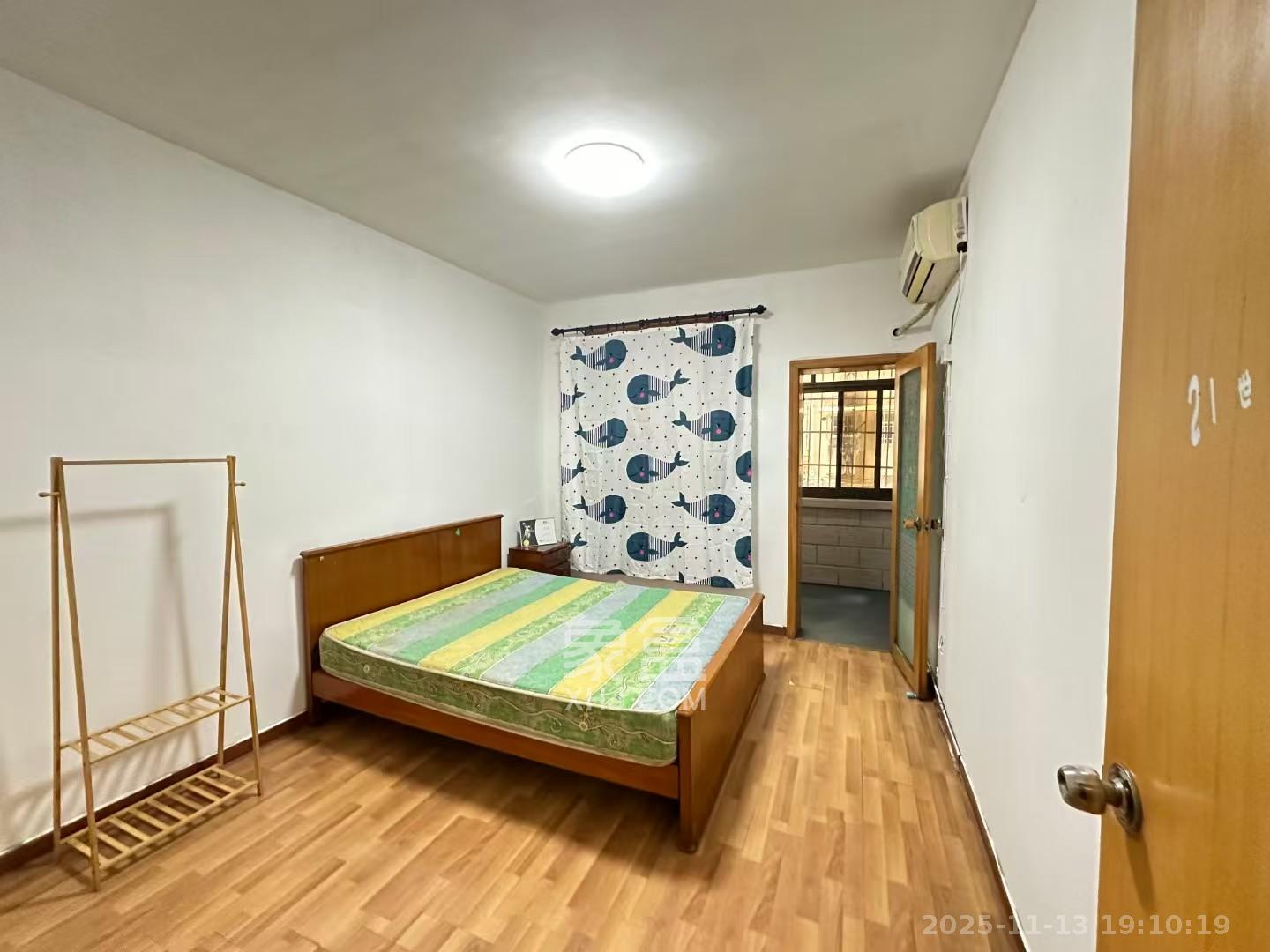 涂家冲社区（涂新小区、农商银行宿舍）  2室1厅1卫    1600.0元/月