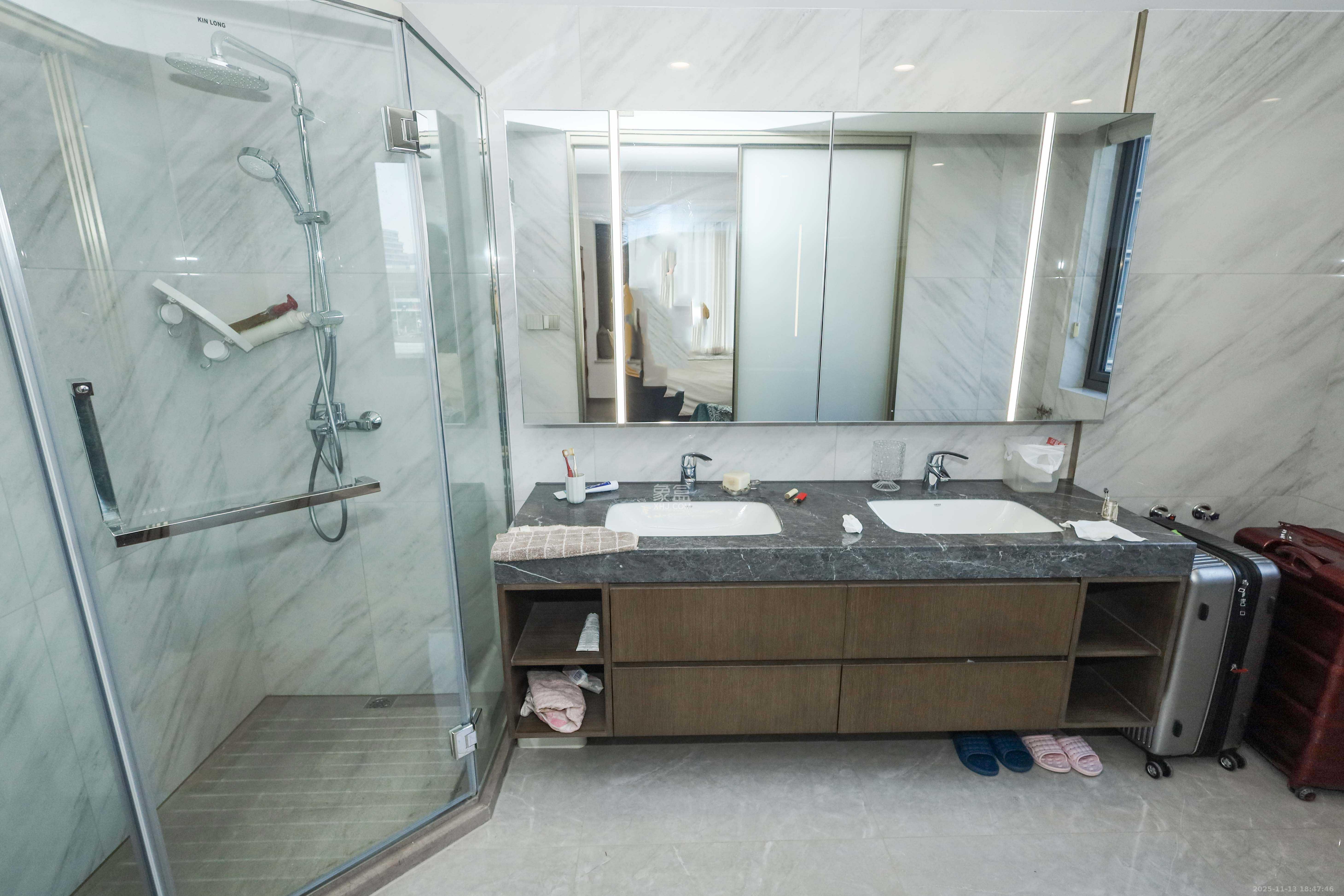 绿城招商桂语雲峯  4室2厅2卫    380.0万卫生间