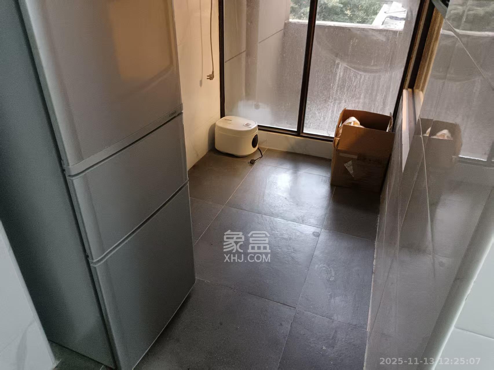 惠天然梅岭国际 3室2厅1卫 2500.0元/月 惠天然梅岭国际 3室2厅1卫 2500.0元/月室内图