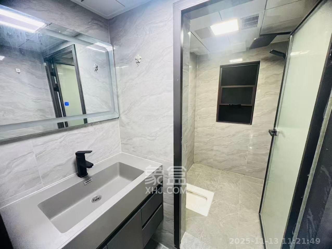 万科金色梦想A区 2室2厅1卫 2500.0元/月 万科金色梦想A区 2室2厅1卫 2500.0元/月室内图