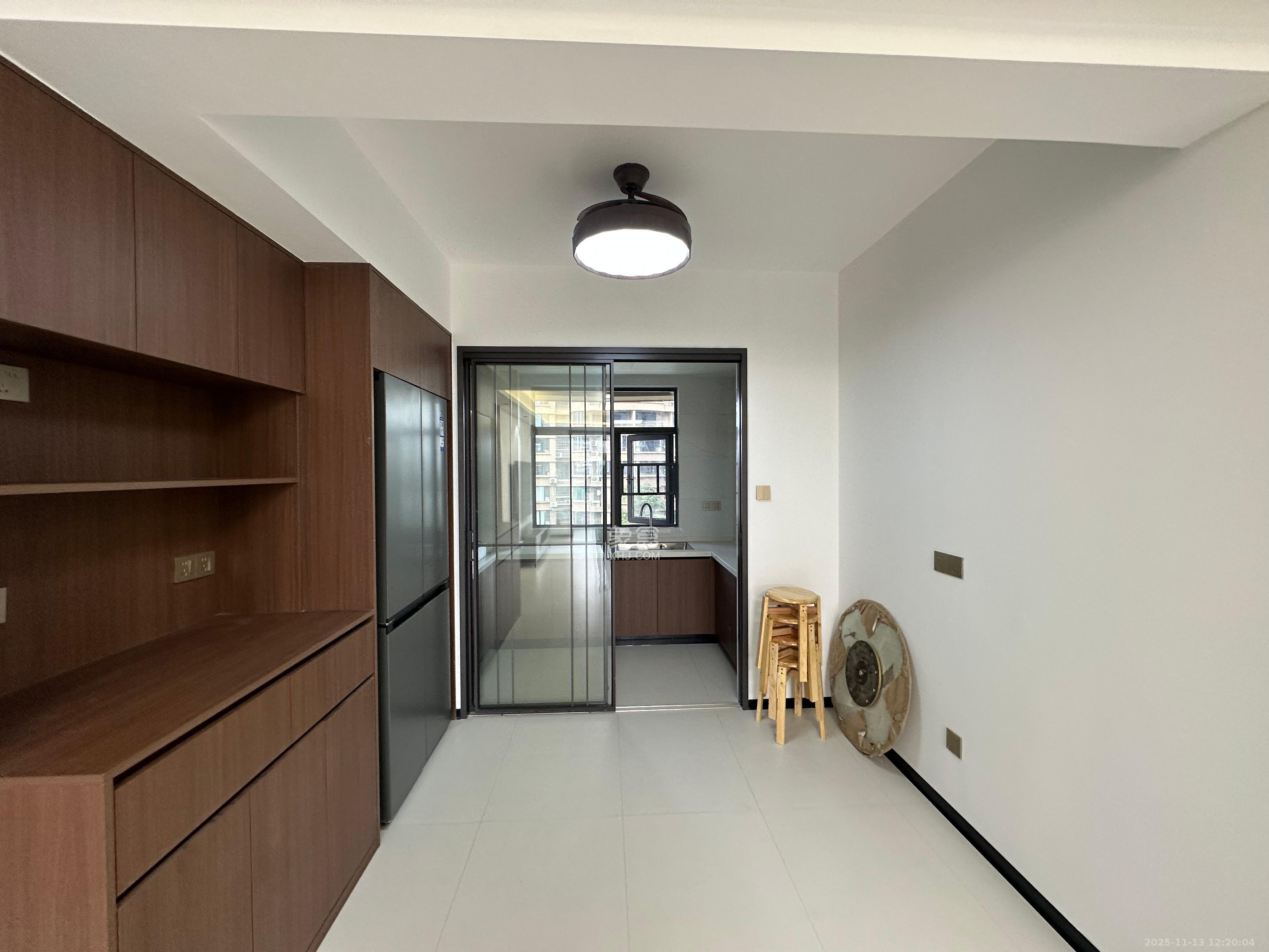 嘉雨东苑 3室2厅2卫 5200.0元/月 嘉雨东苑 3室2厅2卫 5200.0元/月室内图