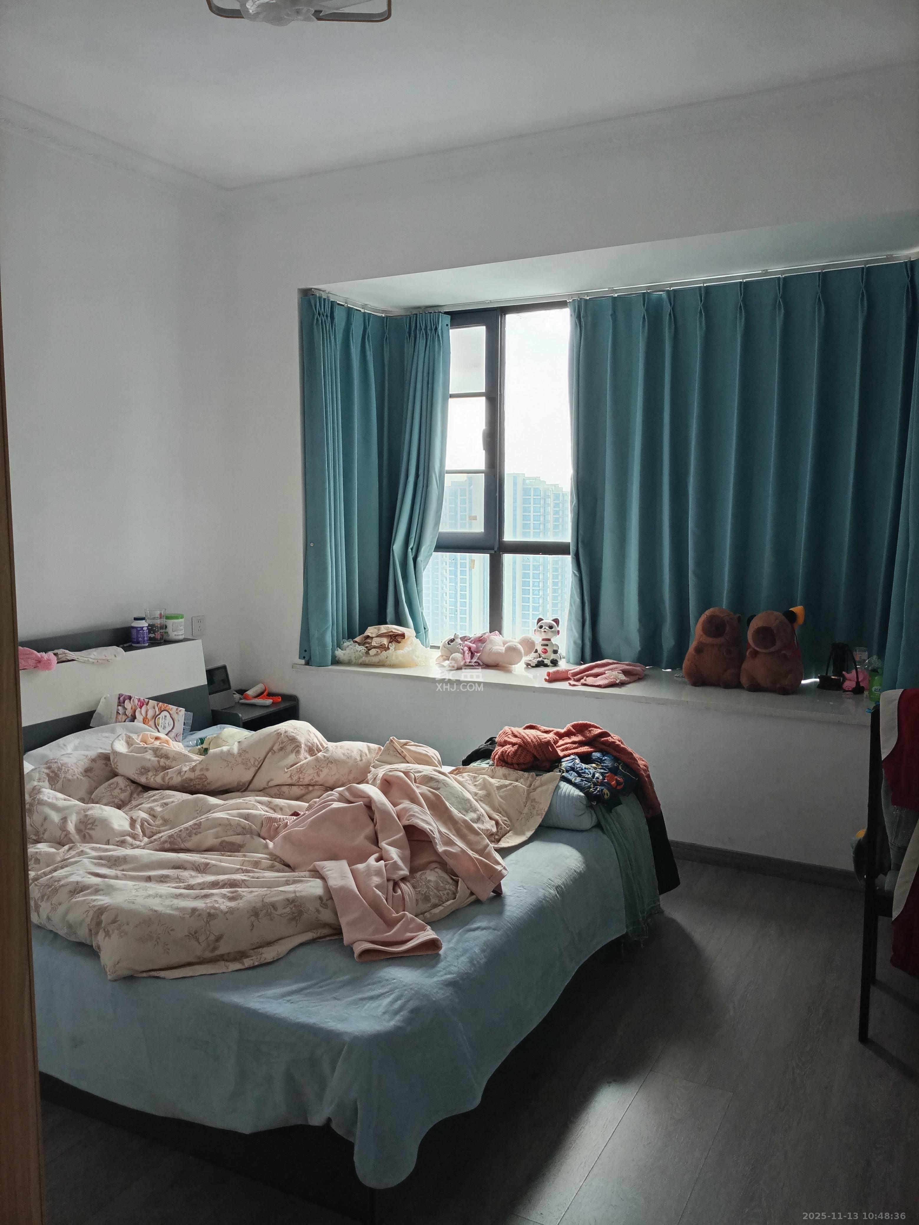 财汇新天地（财汇商务广场）  4室2厅2卫    2500.0元/月室内图