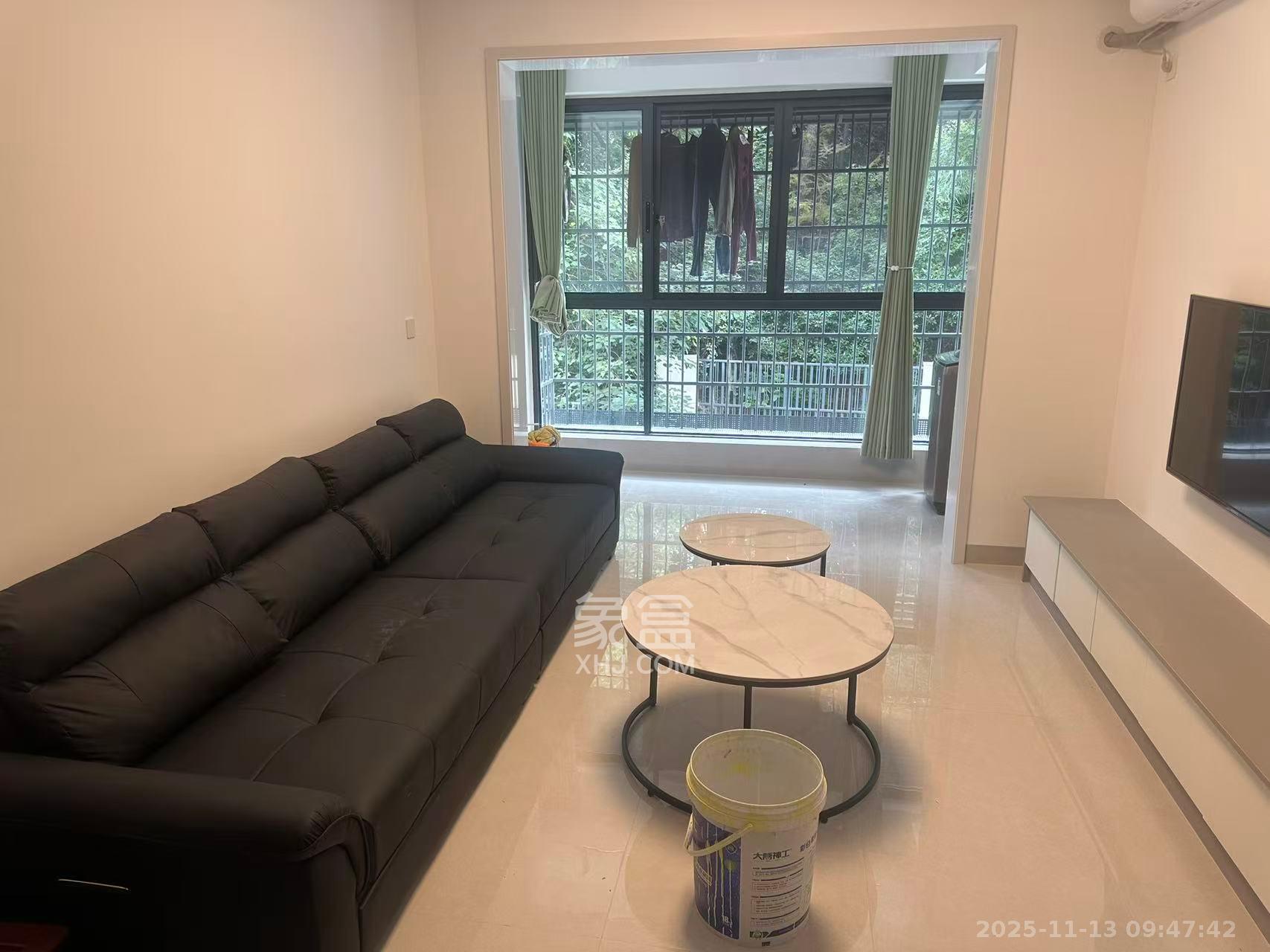 湖湘时代名邸公园壹号  2室1厅1卫    2400.0元/月