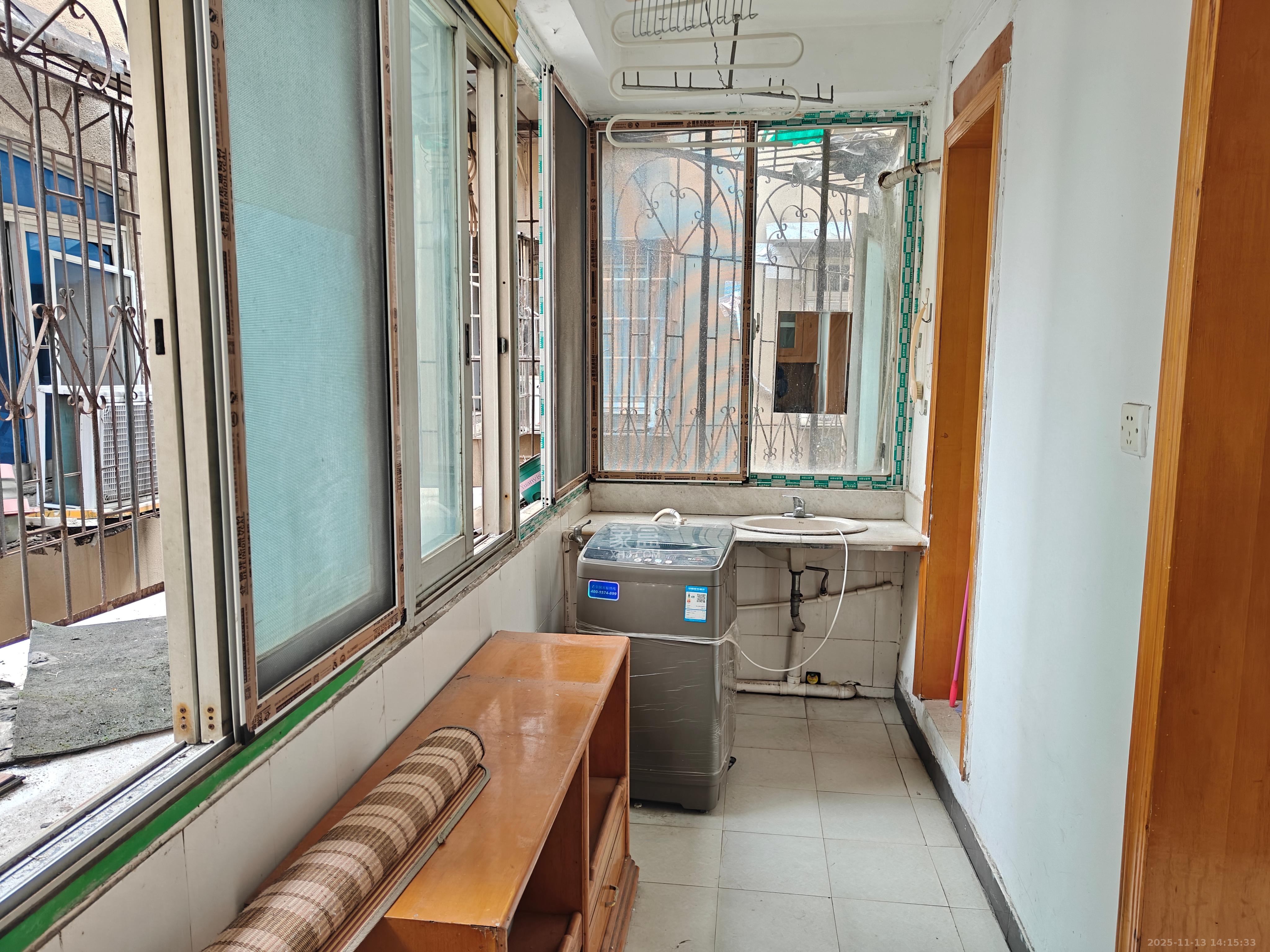 燕子岭散盘  2室1厅1卫    1400.0元/月室内图