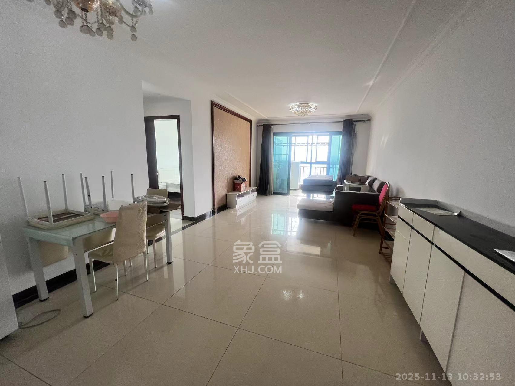 恒大绿洲 3室2厅2卫 2300.0元/月 恒大绿洲 3室2厅2卫 2300.0元/月室内图