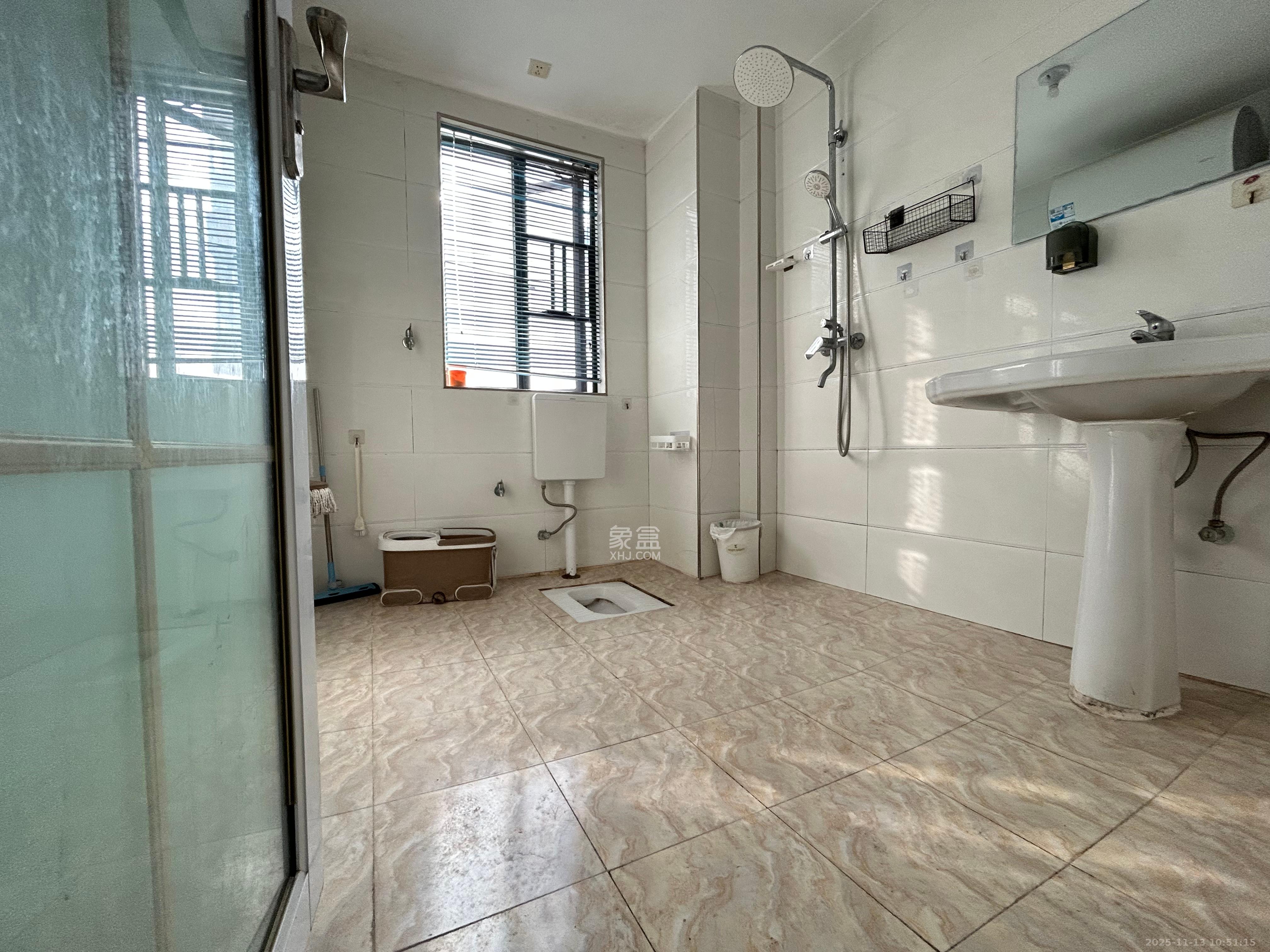 景秀江山  2室2厅1卫    2100.0元/月室内图