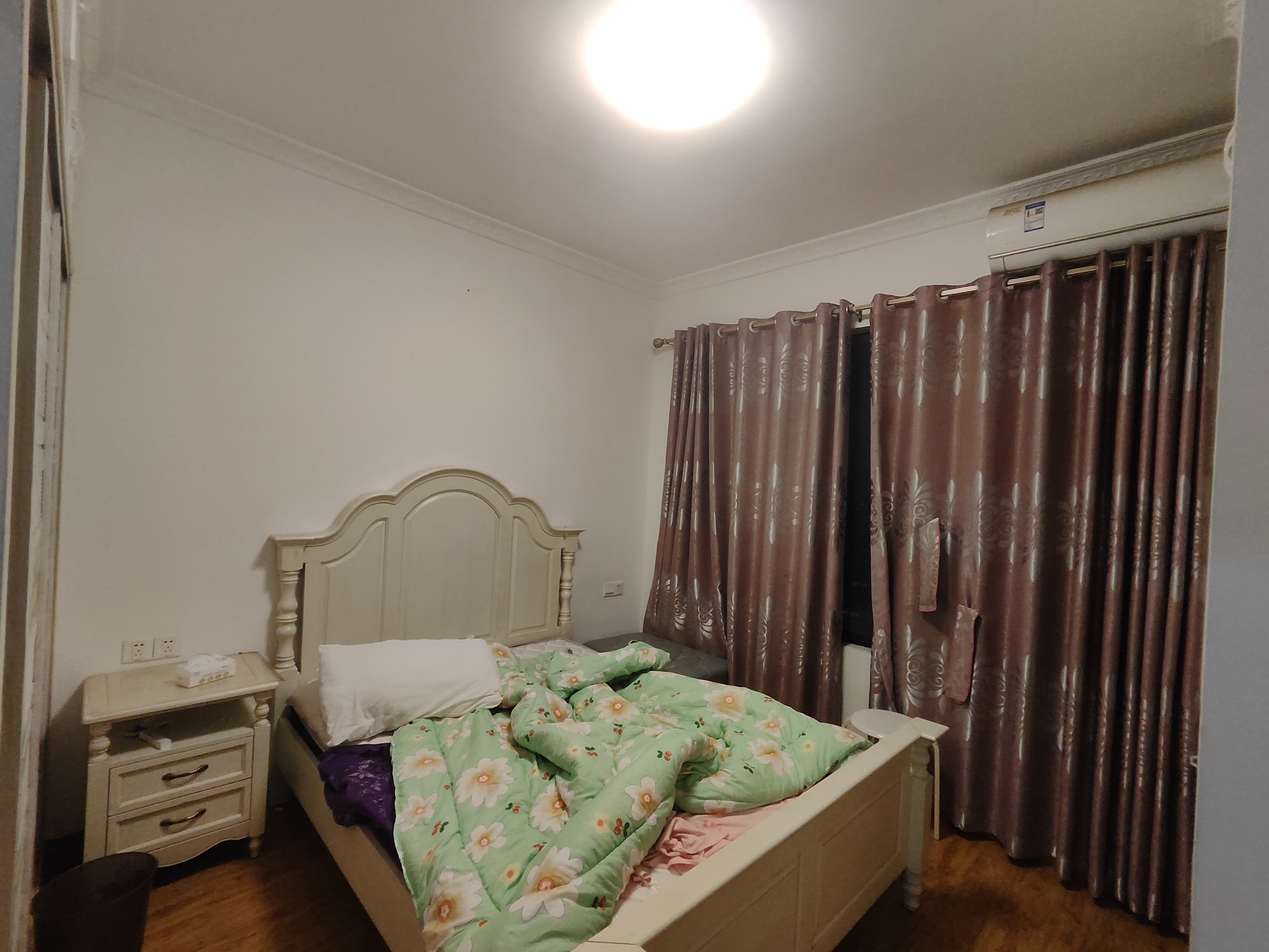 长湖峰境  1室0厅0卫    2100.0元/月室内图