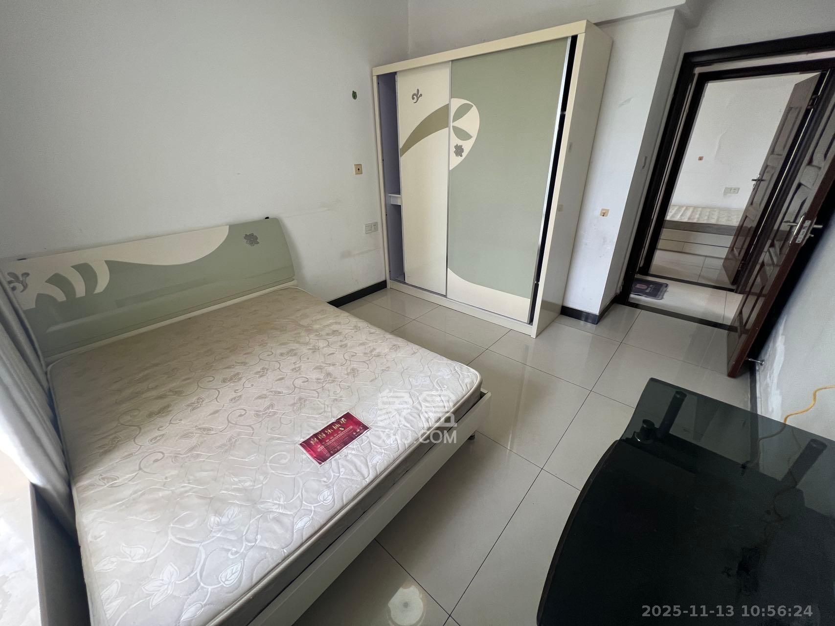 和馨园  2室2厅1卫    1800.0元/月室内图