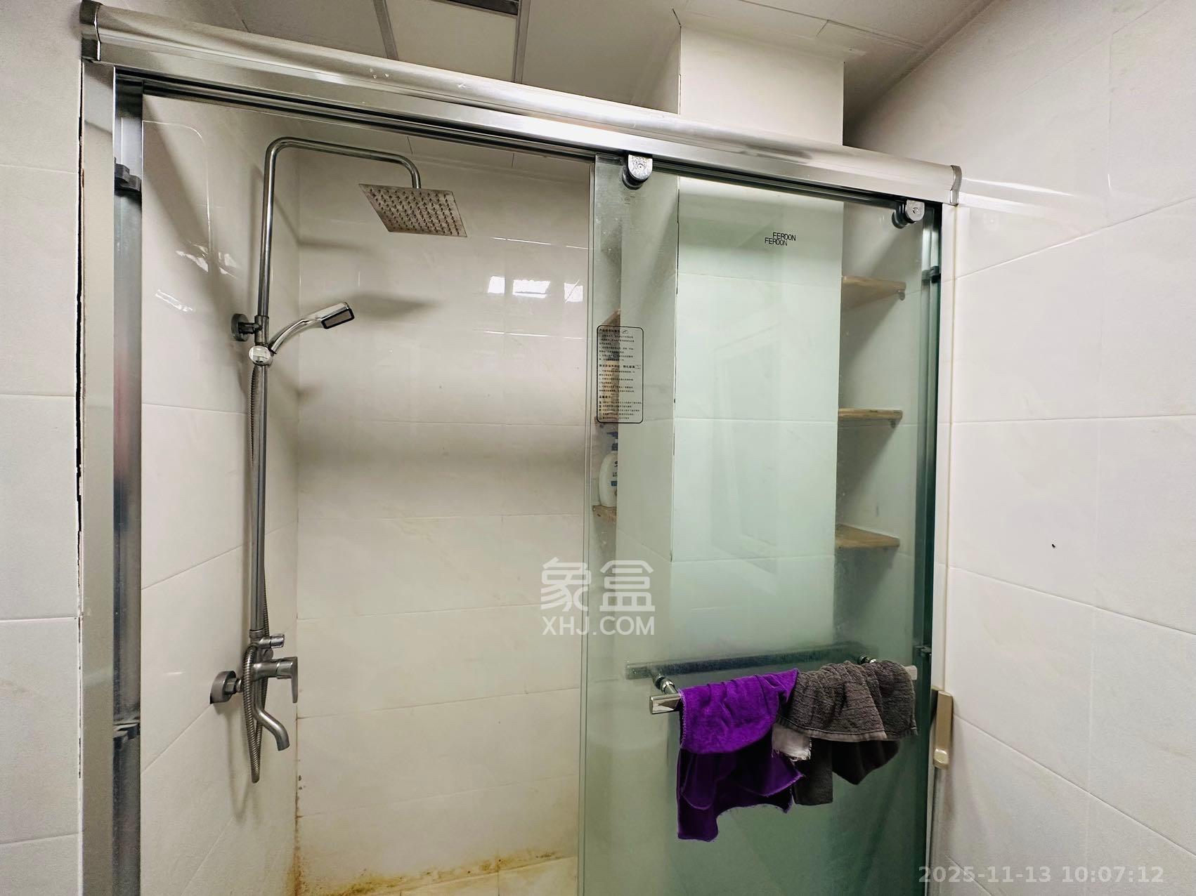 北辰三角洲E4区  1室1厅1卫    2400.0元/月室内图