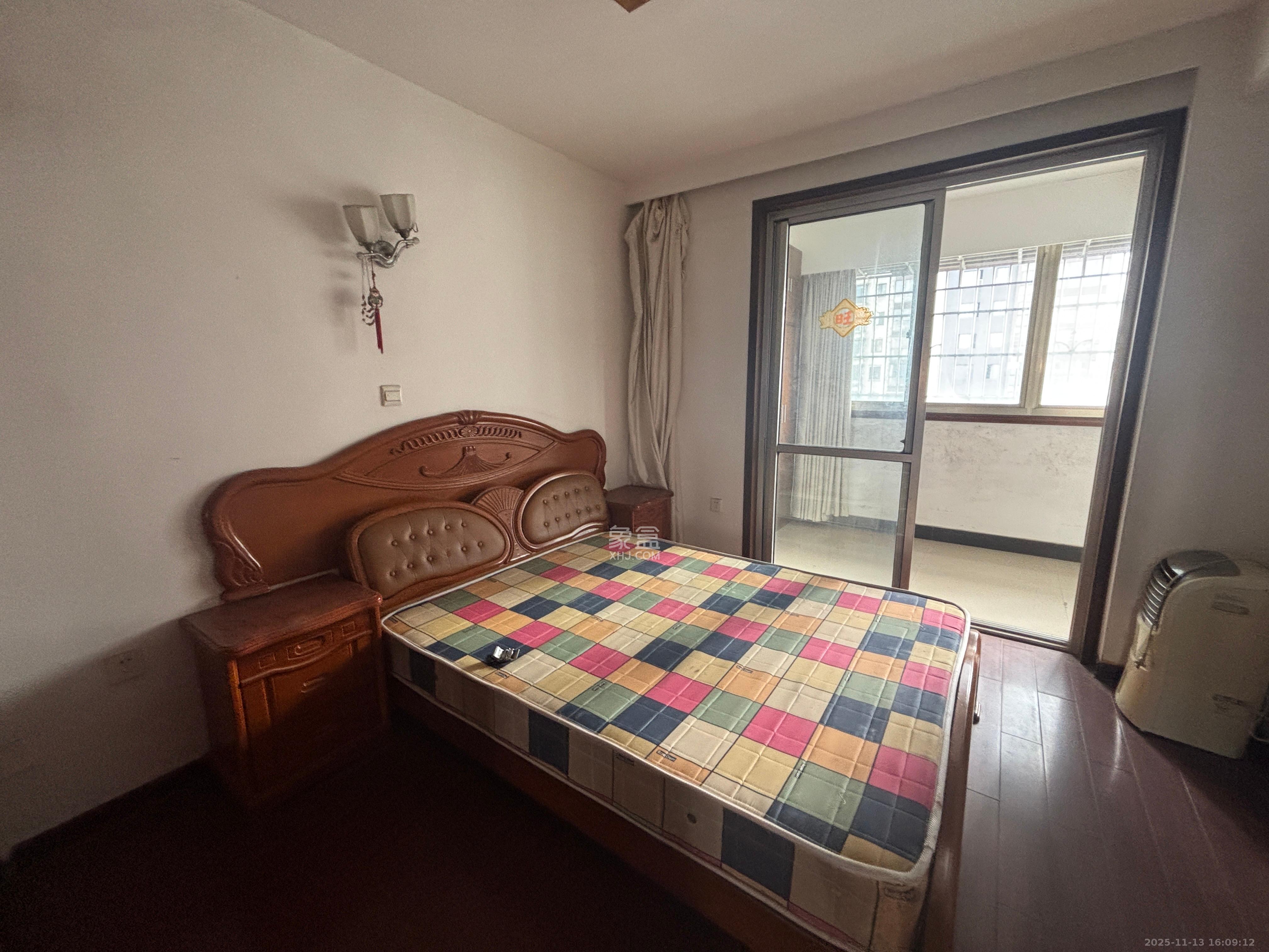 中建嘉苑  3室2厅1卫    1500.0元/月室内图