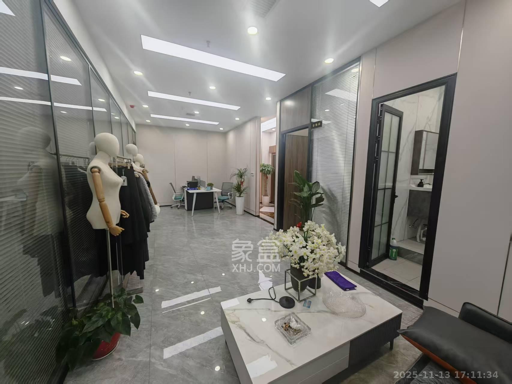 京武浪琴山三期(京武中心) 2室1厅1卫 7200.0元/月 京武浪琴山三期(京武中心) 2室1厅1卫 7200.0元/月室内图