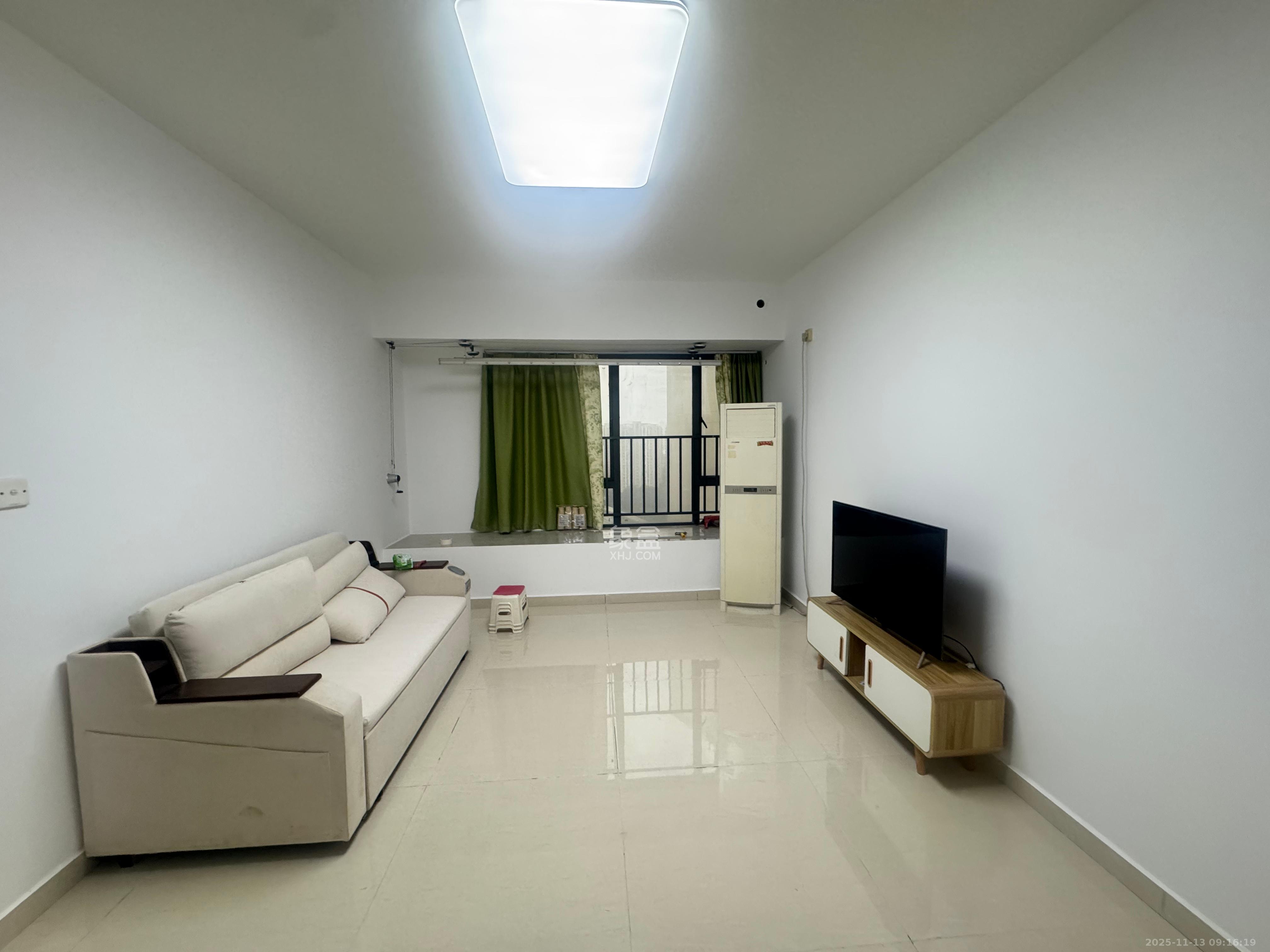 都市兰亭 3室2厅2卫 2100.0元/月 都市兰亭 3室2厅2卫 2100.0元/月室内图