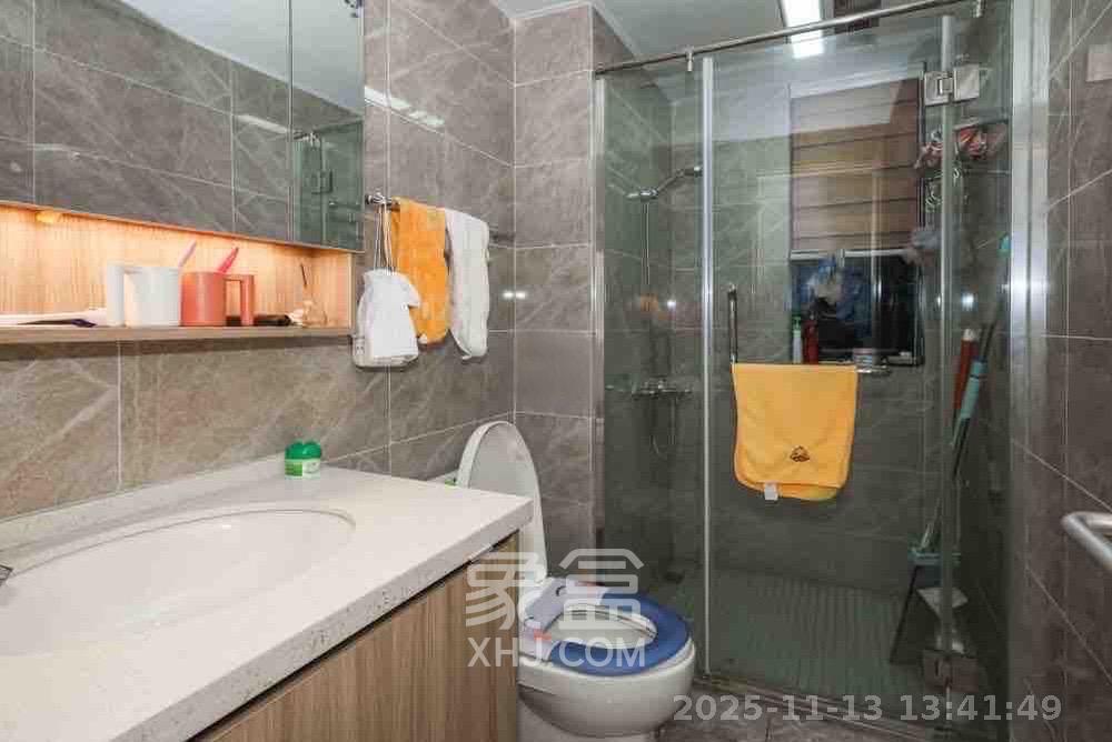 南山梅溪一方  3室2厅2卫    2800.0元/月室内图