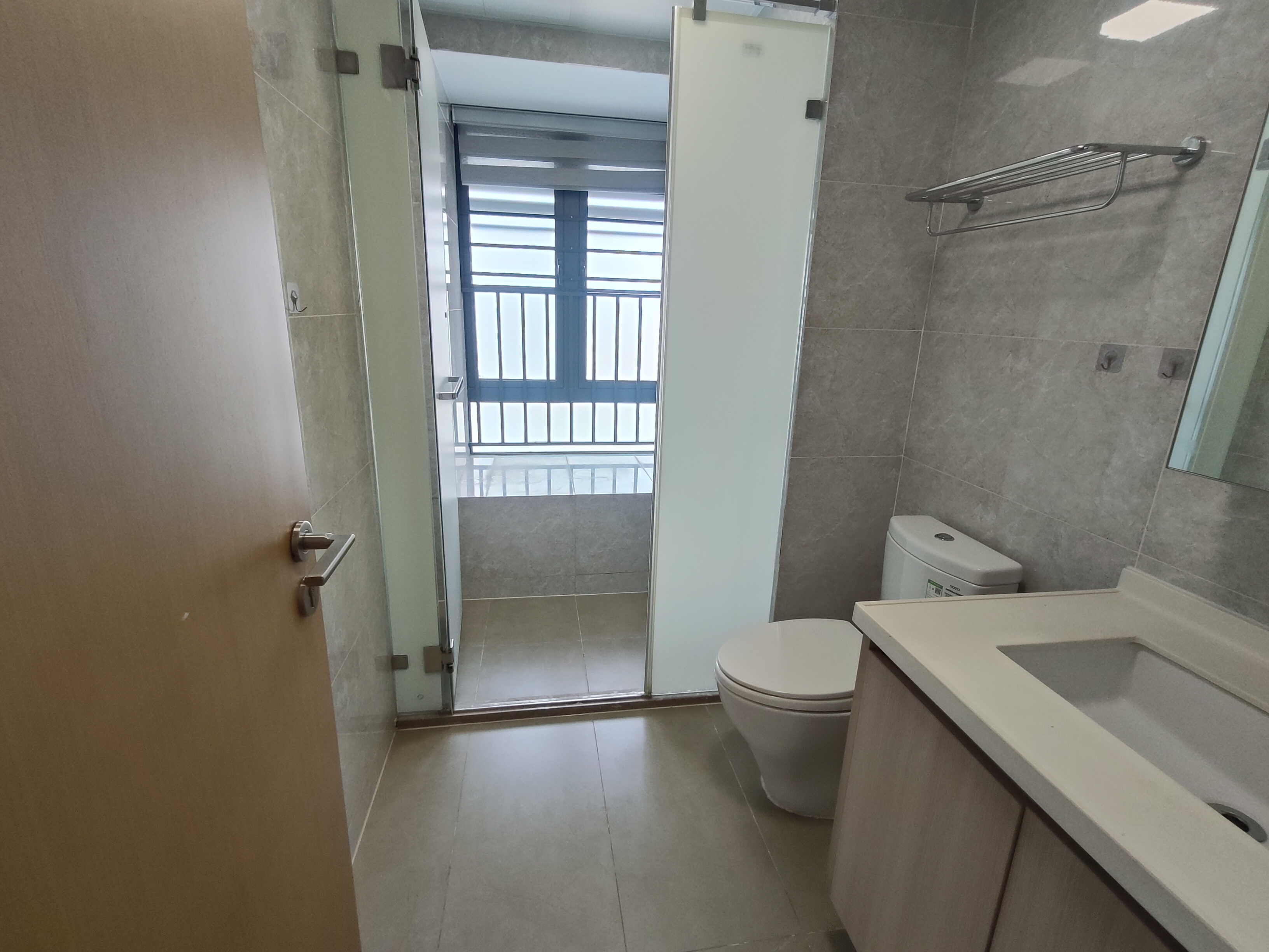 华润中心二期东悦府 3室2厅2卫 350.0万 华润中心二期东悦府 3室2厅2卫 350.0万客厅