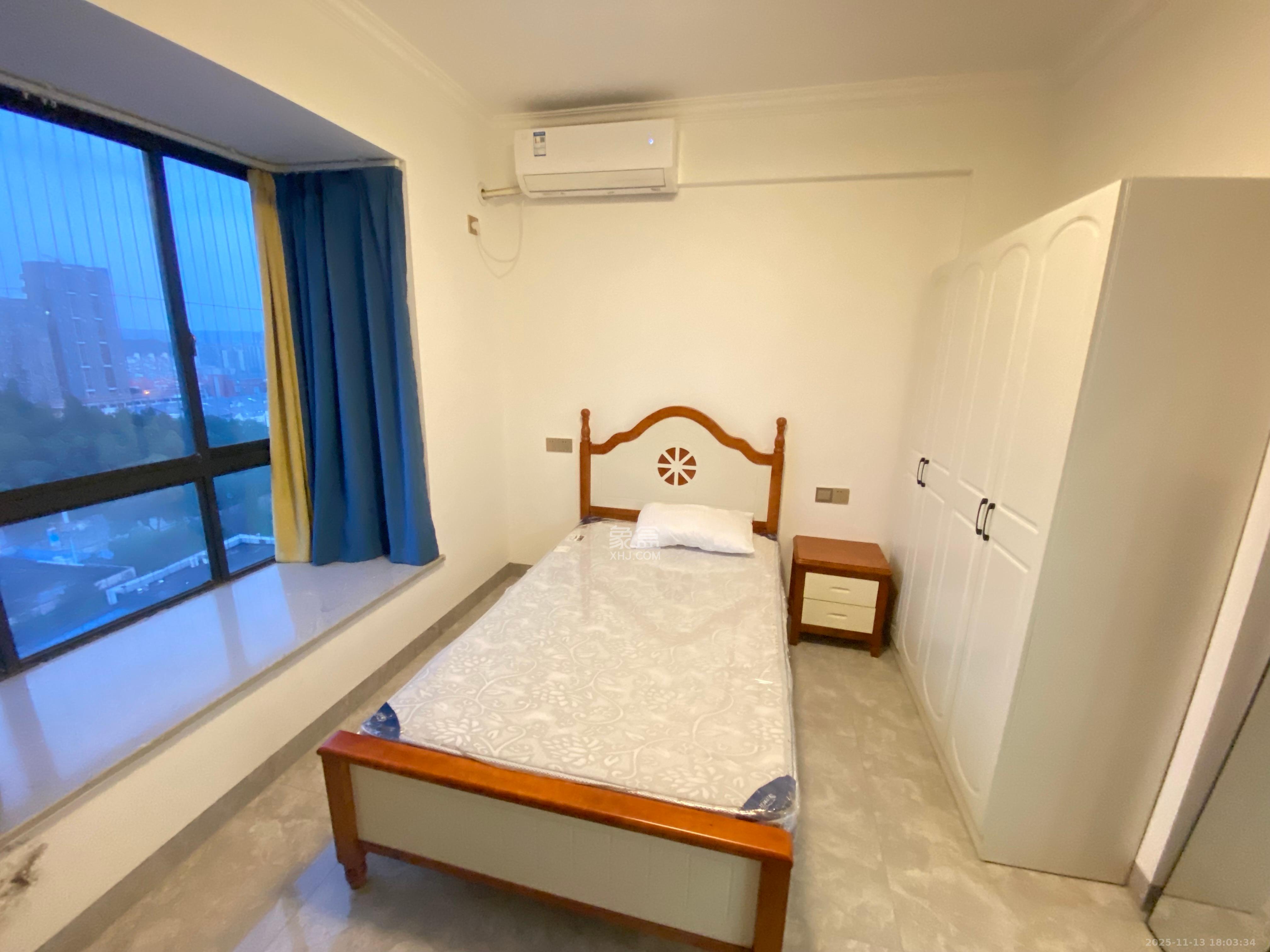 海林馨香雅苑  3室2厅2卫    3000.0元/月室内图