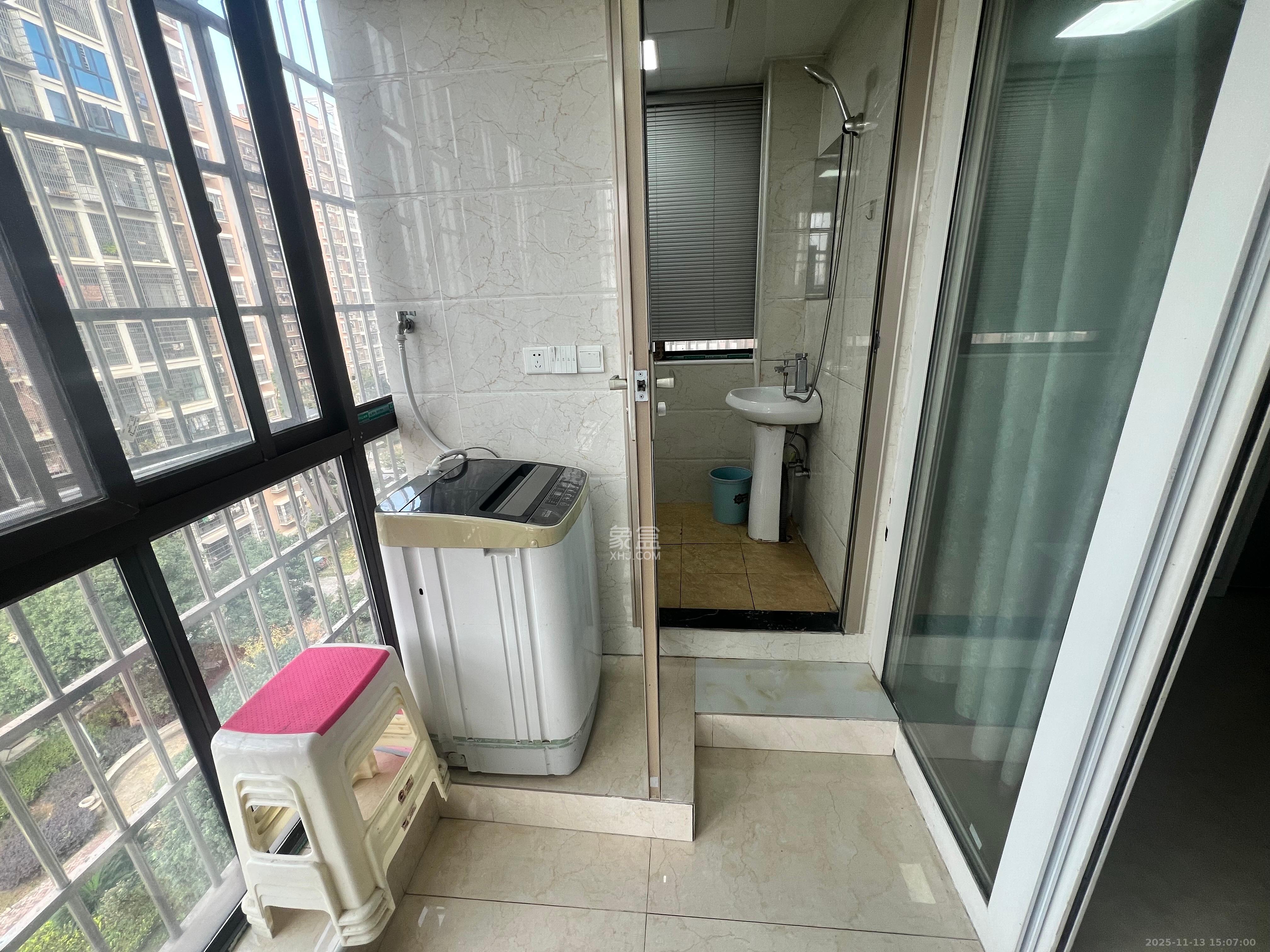 和润园一、二期  1室1厅1卫    1250.0元/月室内图