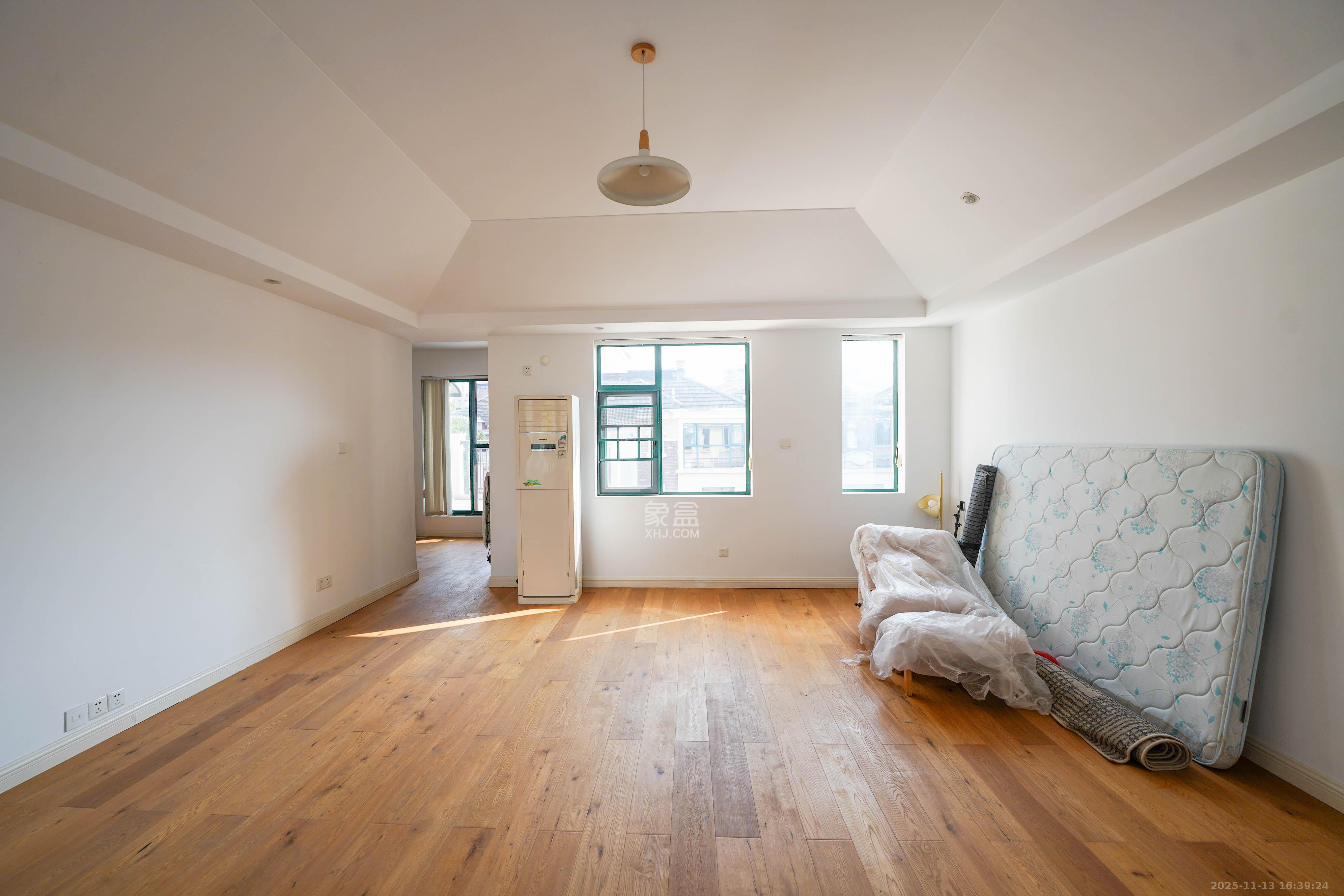 御邦  1室0厅0卫    298.0万卧室