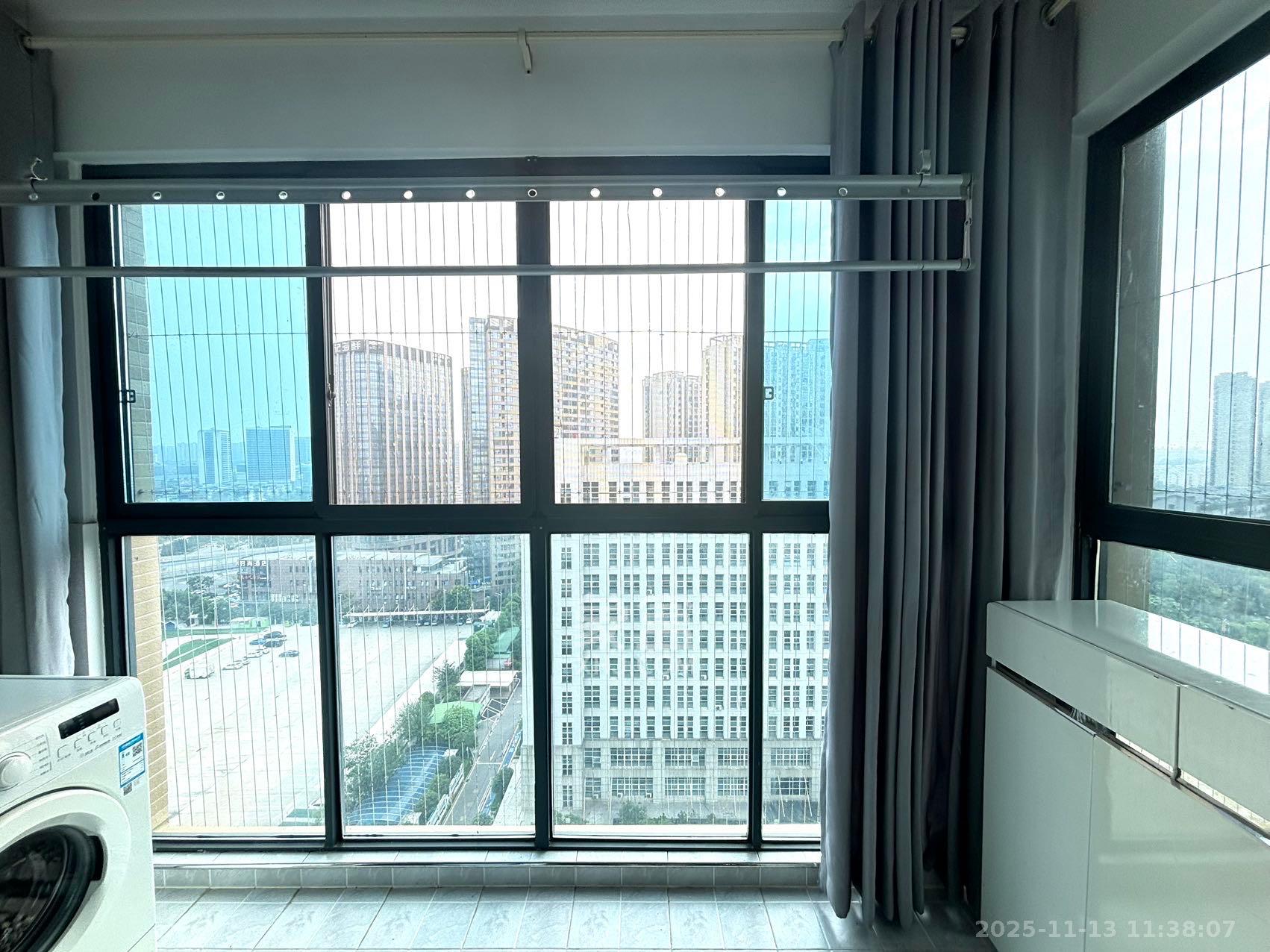 中南红领邦(红星嘉和苑) 2室1厅1卫 2000.0元/月 中南红领邦(红星嘉和苑) 2室1厅1卫 2000.0元/月室内图