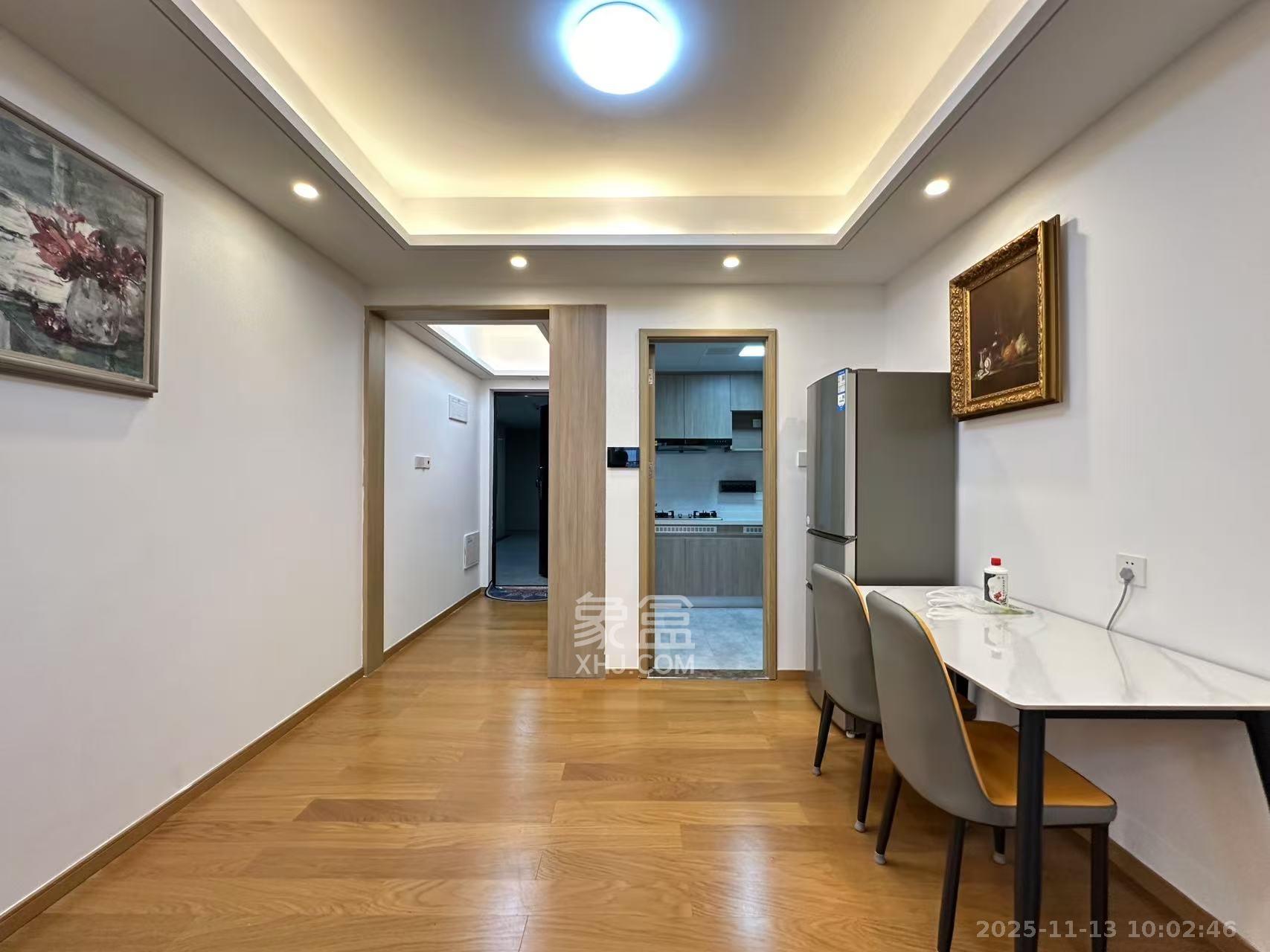 清控湖山雅居北区 3室2厅2卫 2500.0元/月 清控湖山雅居北区 3室2厅2卫 2500.0元/月室内图