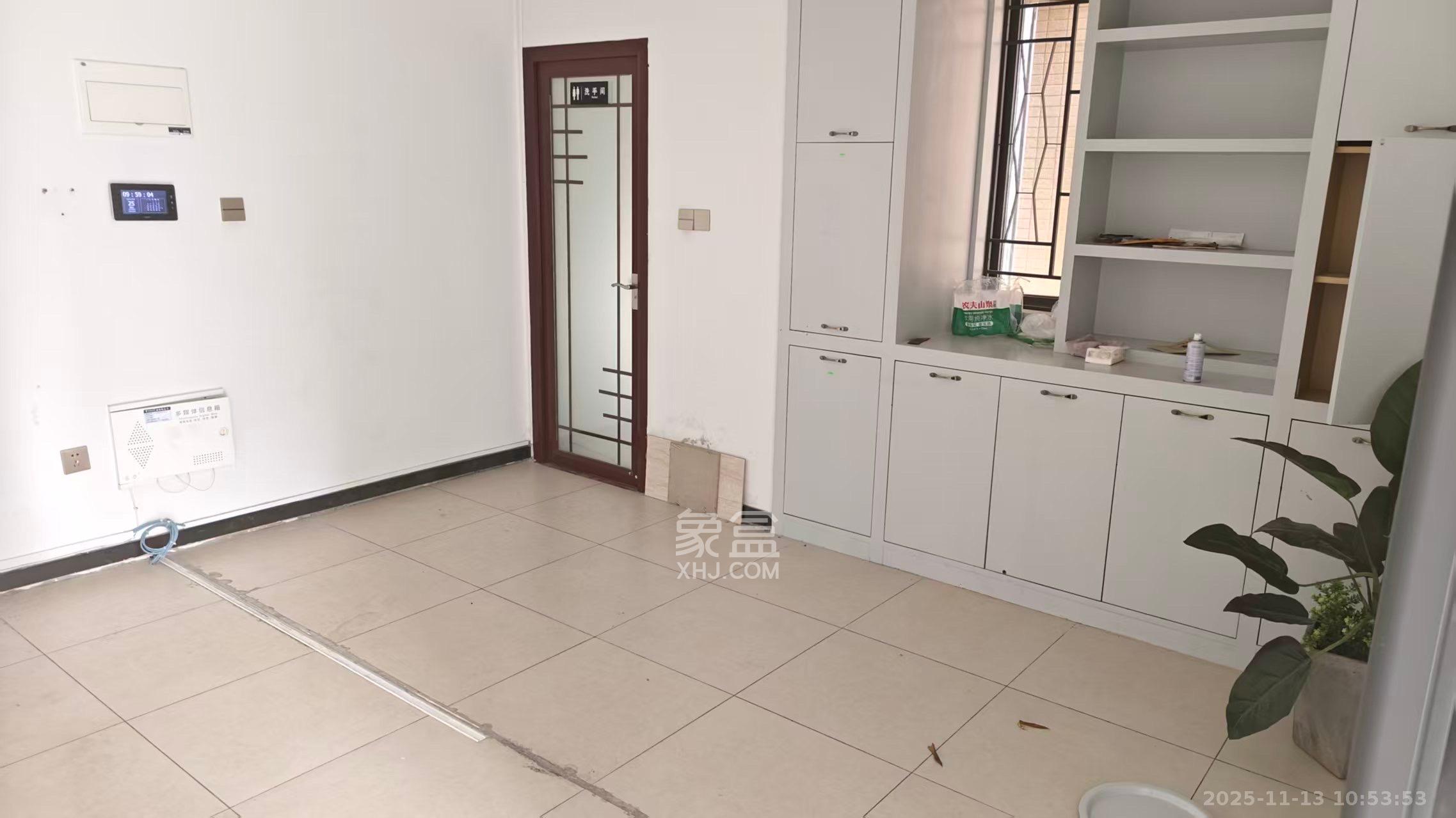 万博汇  2室1厅1卫    2000.0元/月