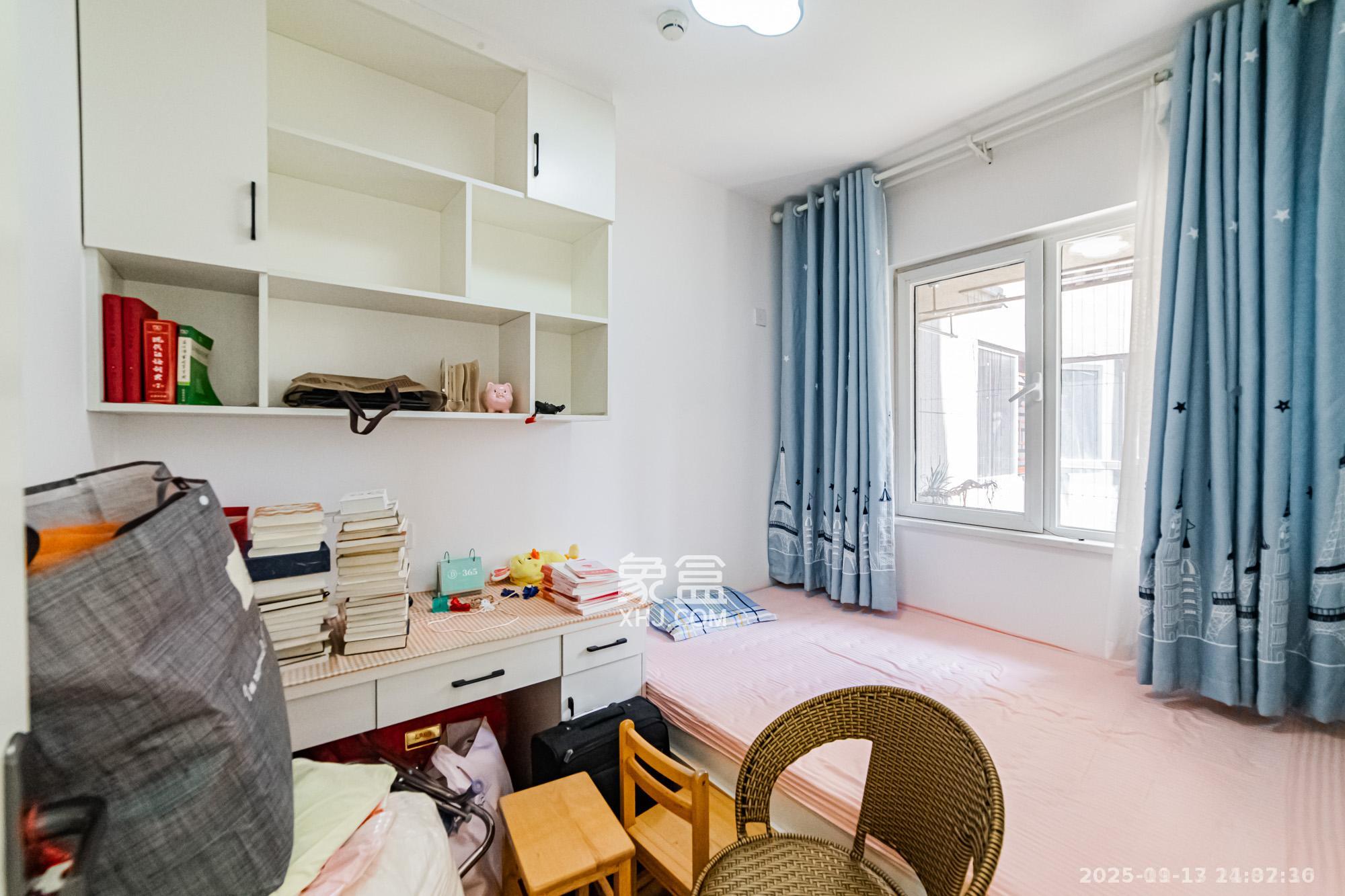 北辰三角洲C2区  3室2厅1卫    3300.0元/月室内图