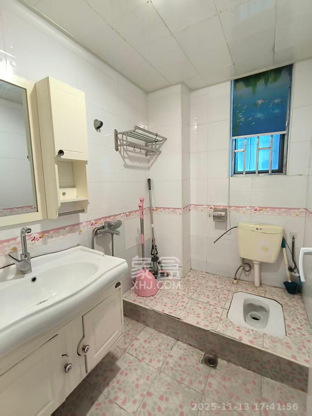 湘域中央 2室1厅1卫 2500.0元/月 湘域中央 2室1厅1卫 2500.0元/月室内图