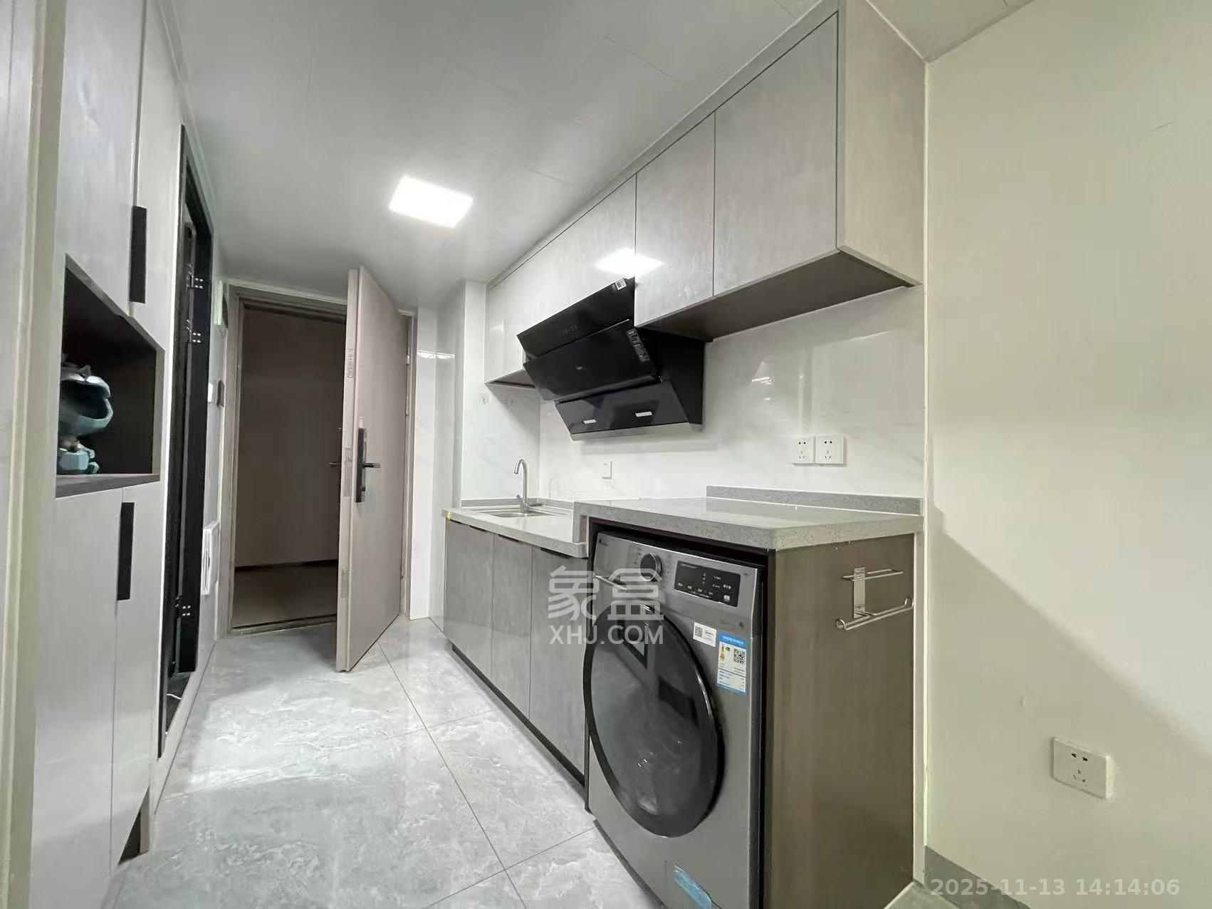 藏珑湖上公馆  2室2厅1卫    2500.0元/月室内图