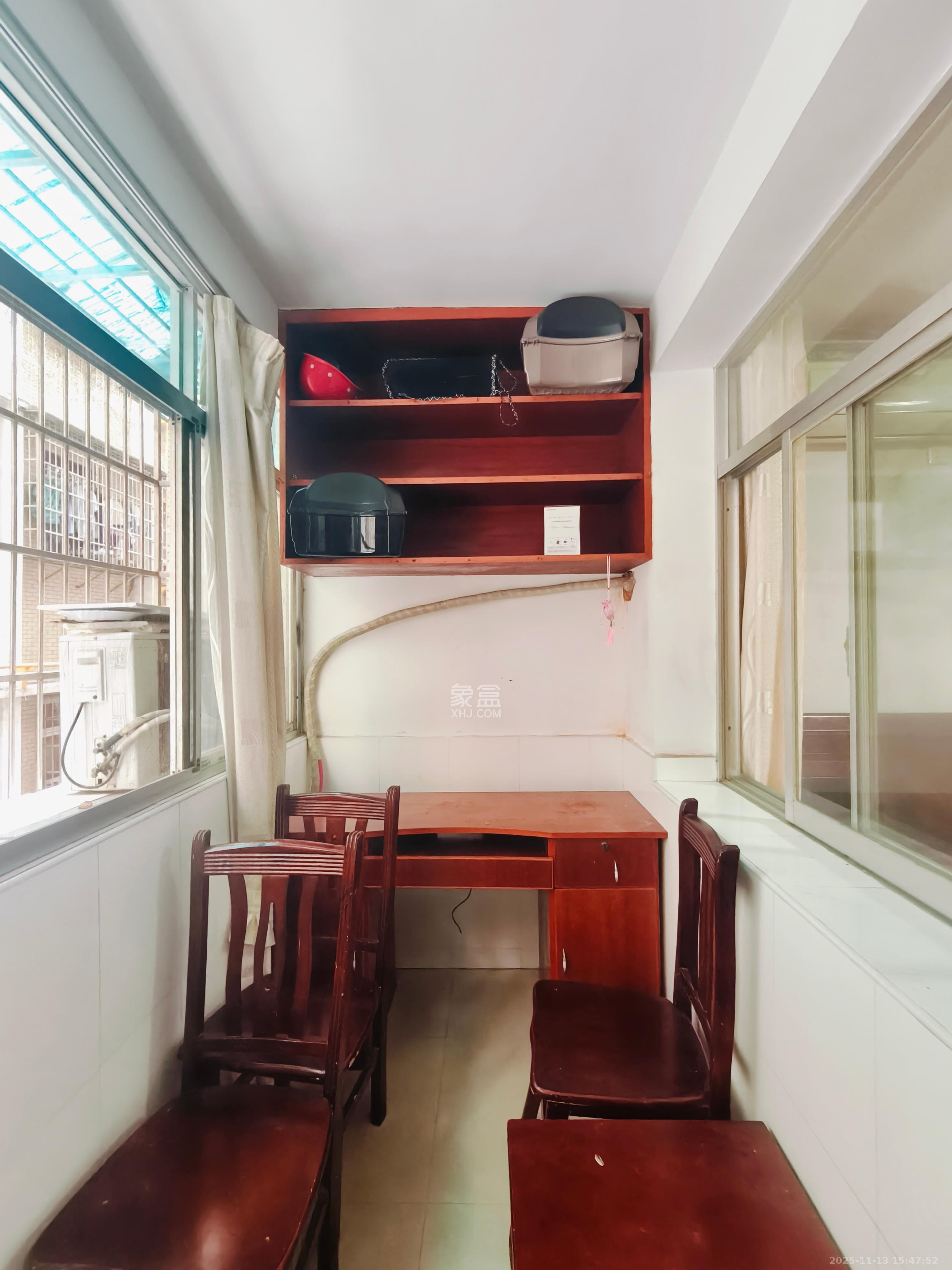 佘家塘、富雅里散盘  1室1厅1卫    1300.0元/月室内图