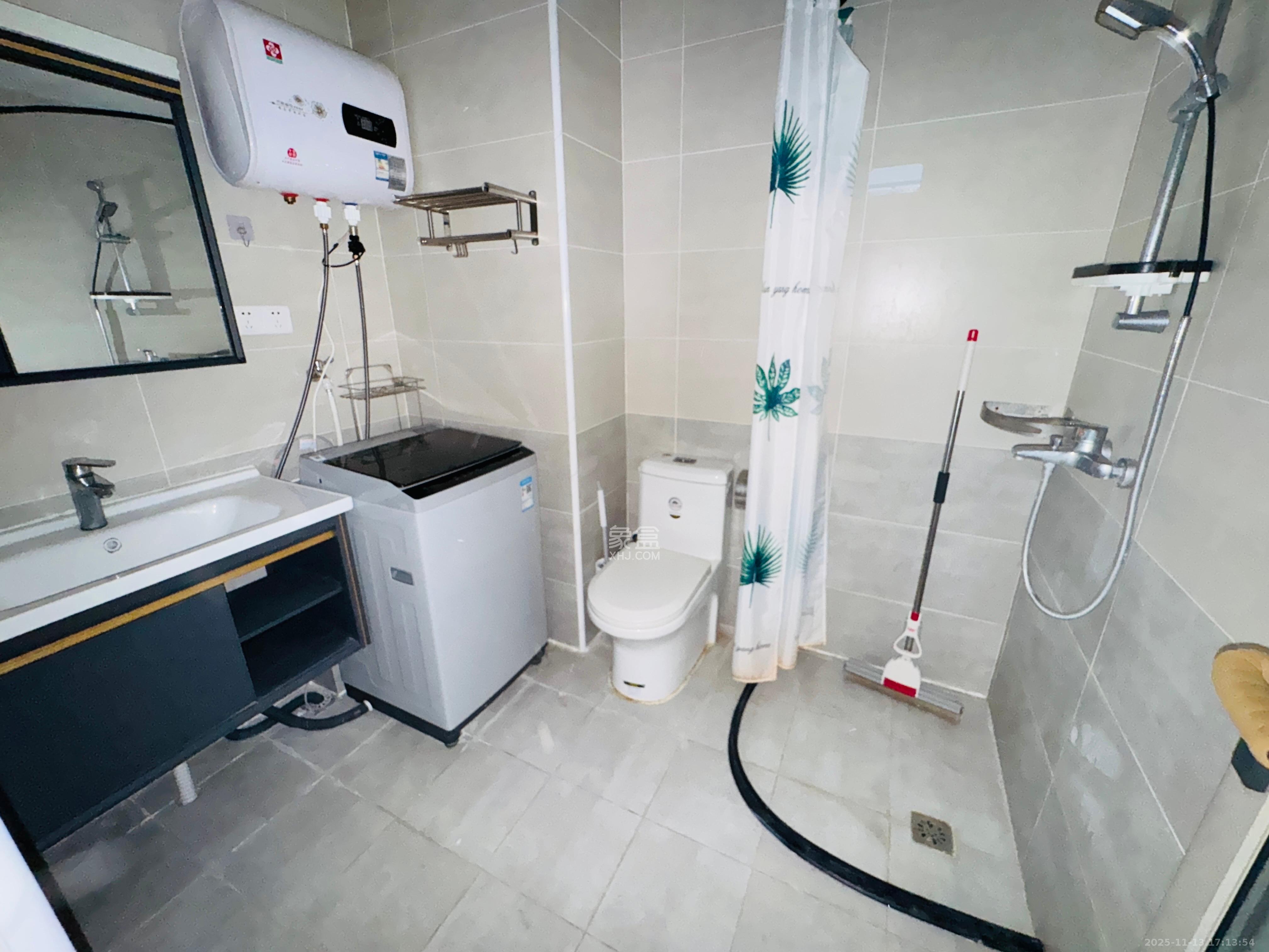 汇景发展环球中心  1室0厅0卫    2000.0元/月室内图