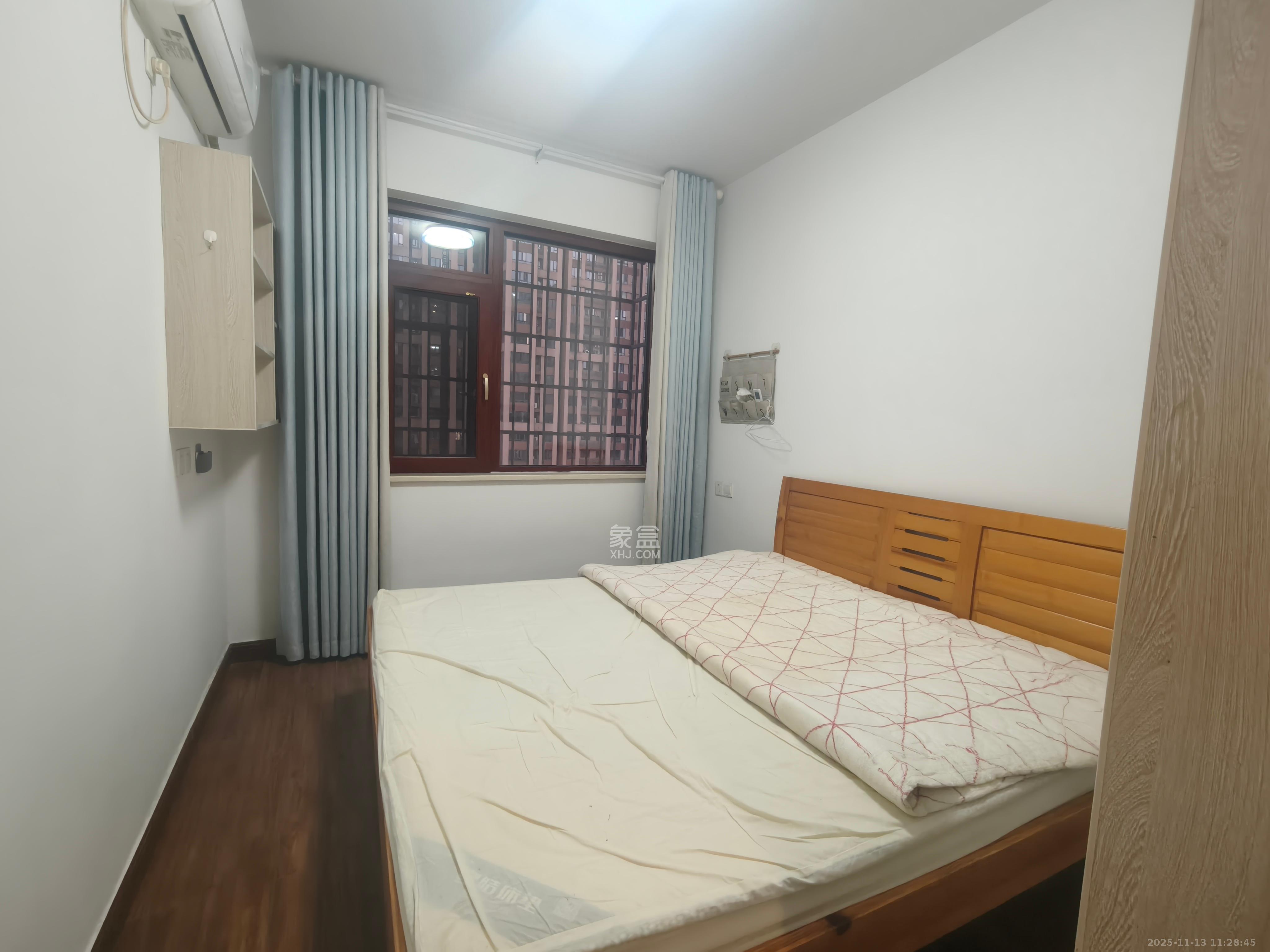 盛隆佳园 2室2厅1卫 2200.0元/月 盛隆佳园 2室2厅1卫 2200.0元/月室内图