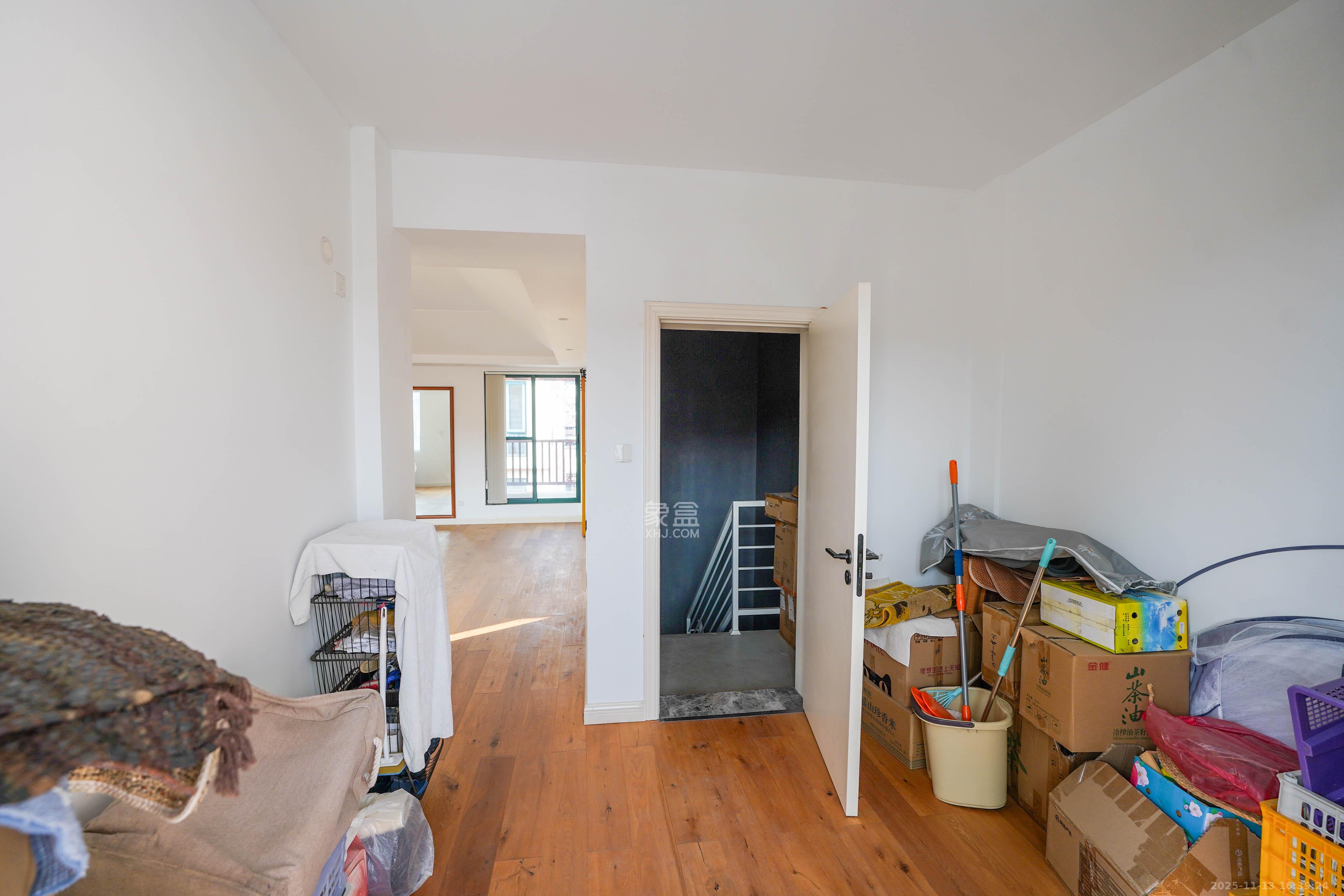 御邦  1室0厅0卫    298.0万卧室