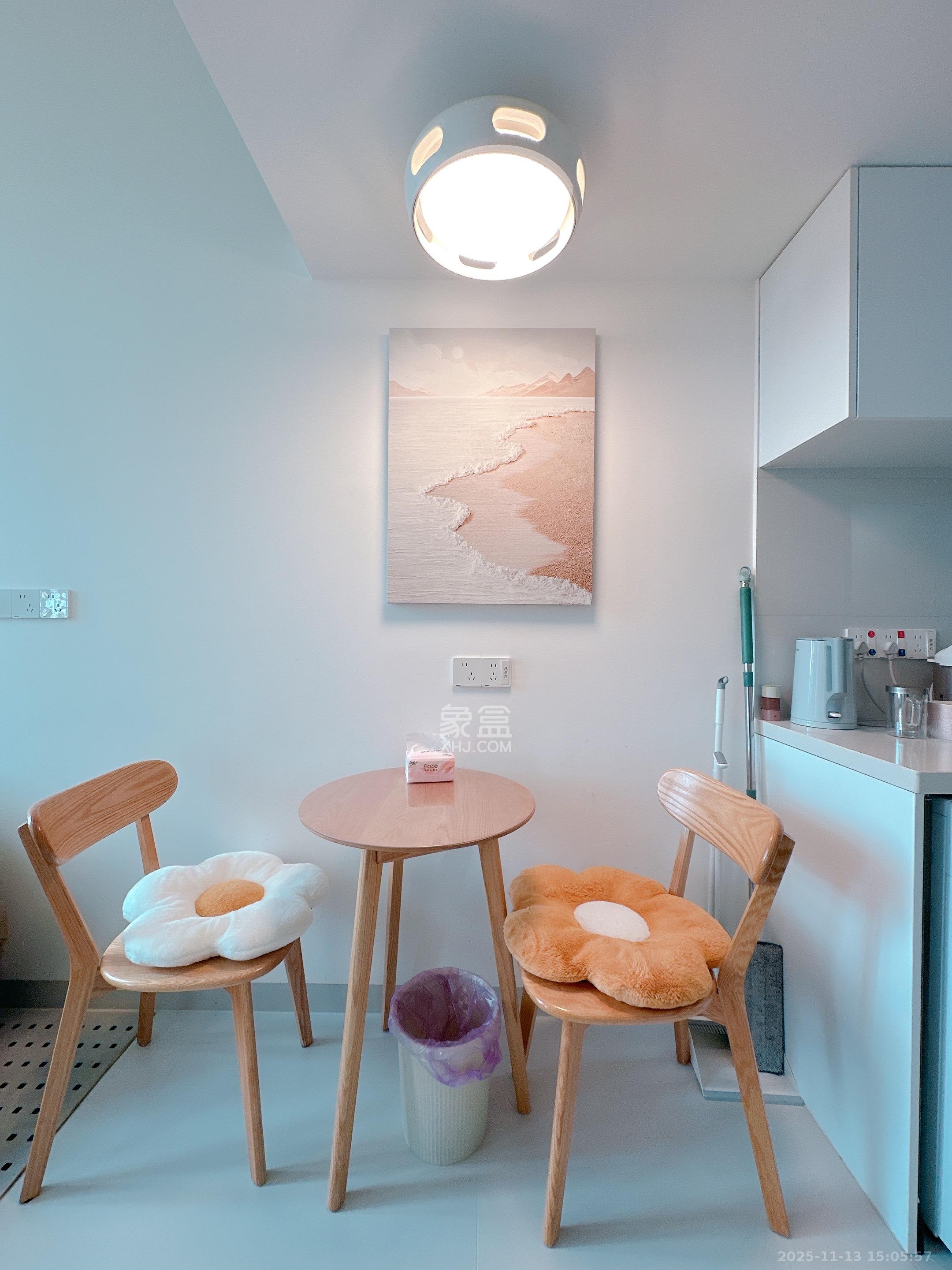 珠江花城好世界  1室1厅1卫    2000.0元/月室内图