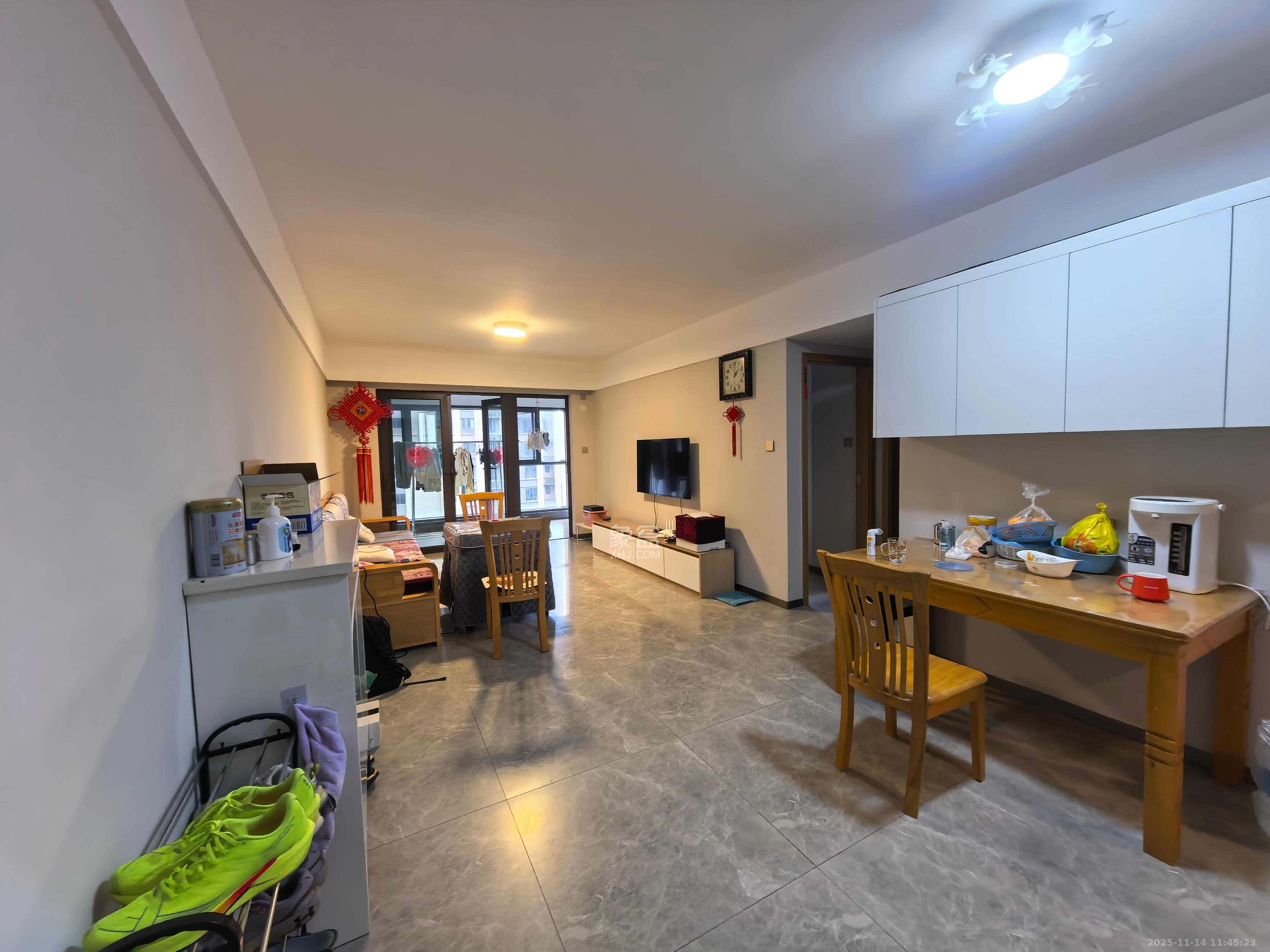 时代倾城四期 2室2厅1卫 2000.0元/月 时代倾城四期 2室2厅1卫 2000.0元/月室内图